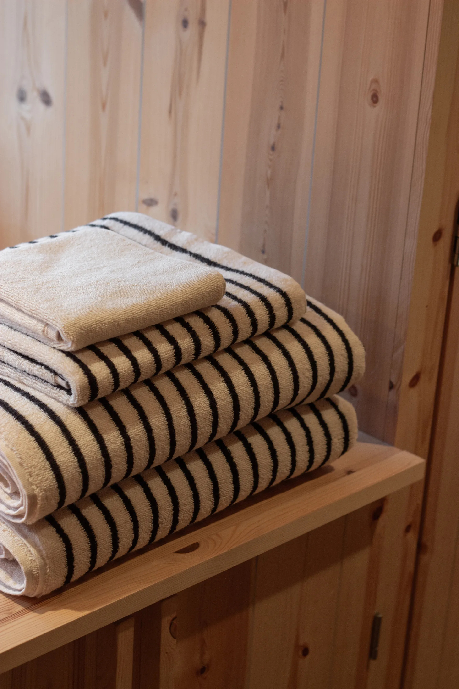 Drift asciugamani da bagno 100x150 cm confezione da 2 - Bianco-nero Scandi Living