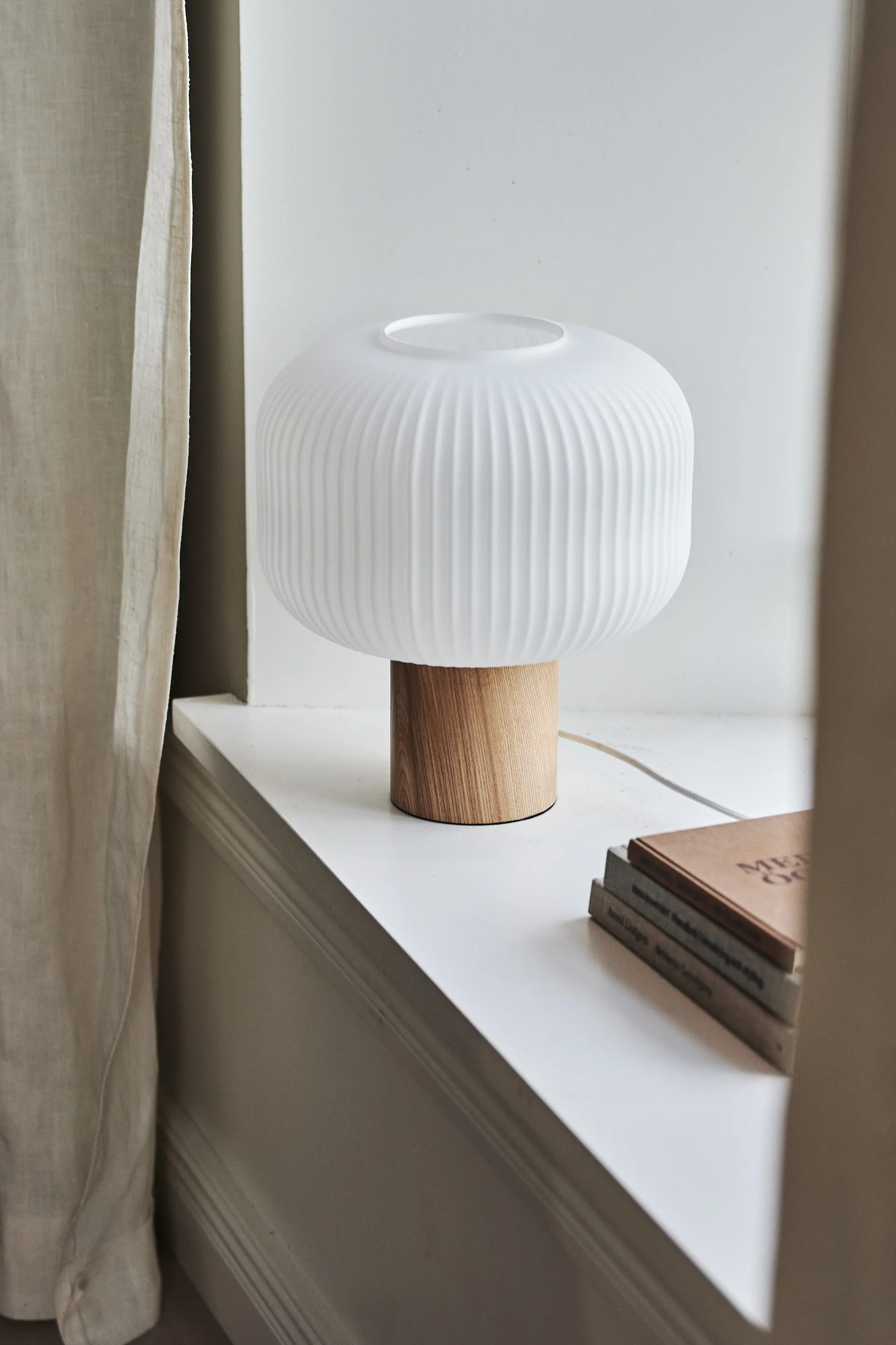 Lampada da tavolo Fair 34,5 cm, Vetro smerigliato-scatola Scandi Living