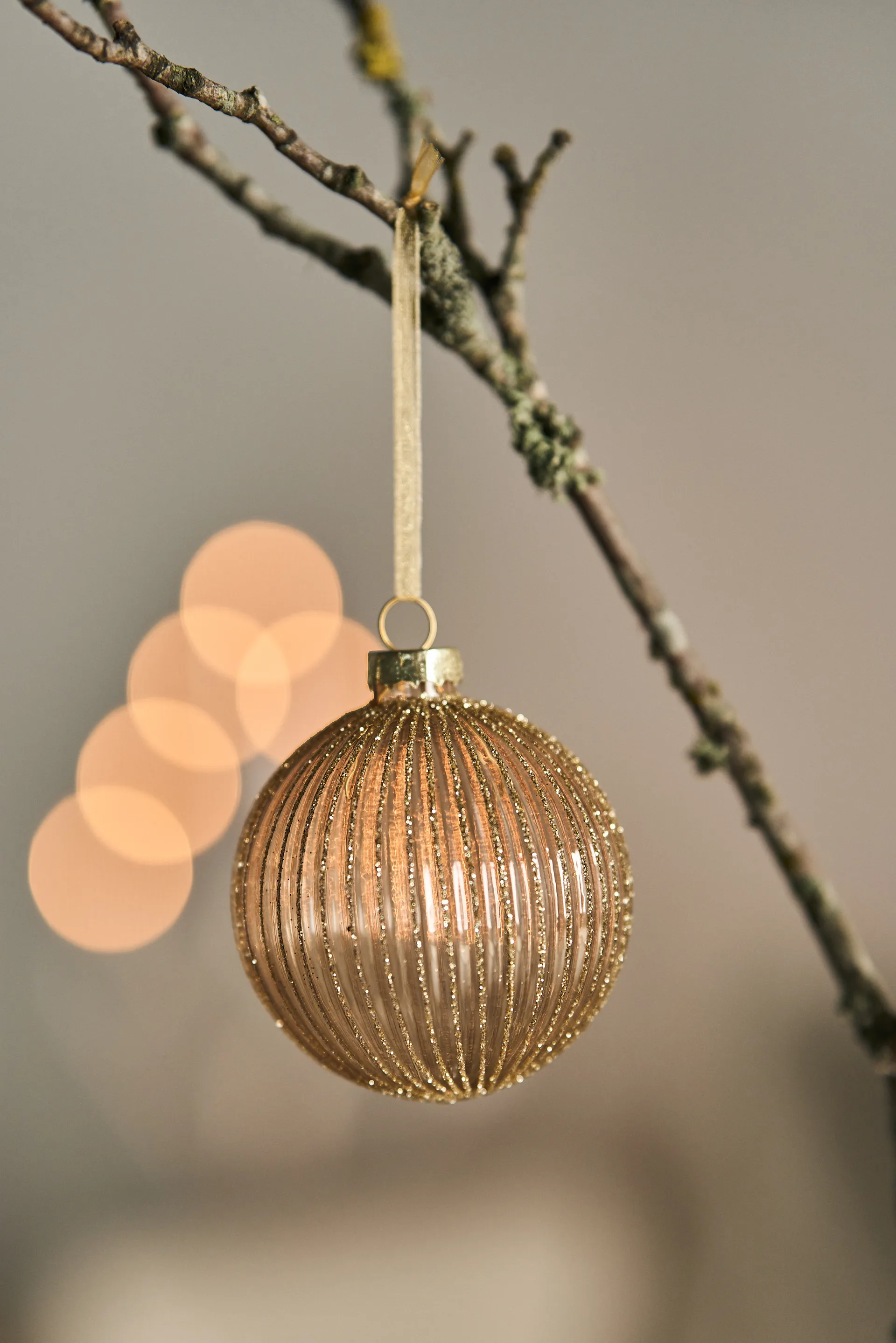Palline di Natale Holiday baubles, confezione da 6, Dorato Scandi Living