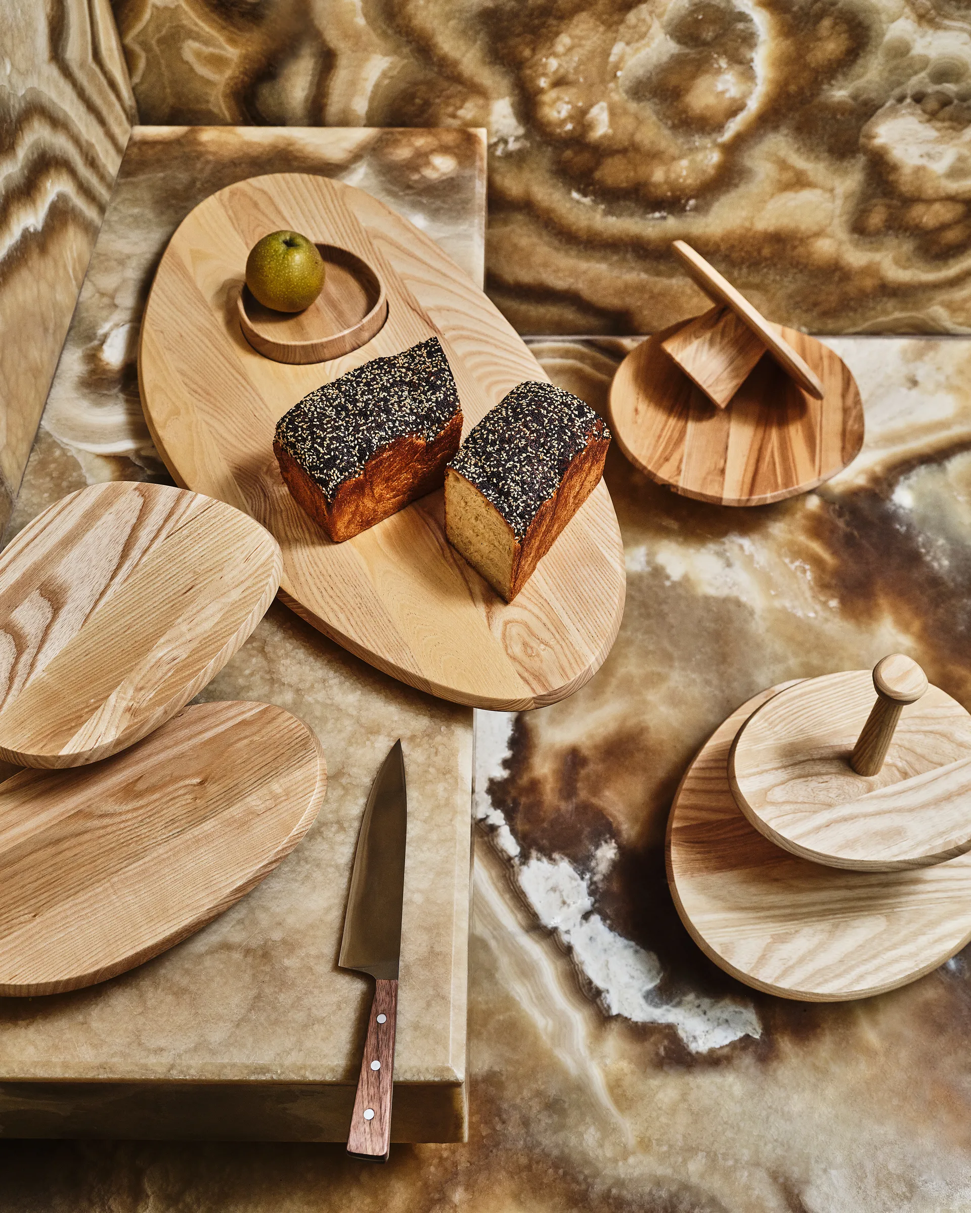 Piatto da torta Dune 03 23,5x29 cm, Ash Serax