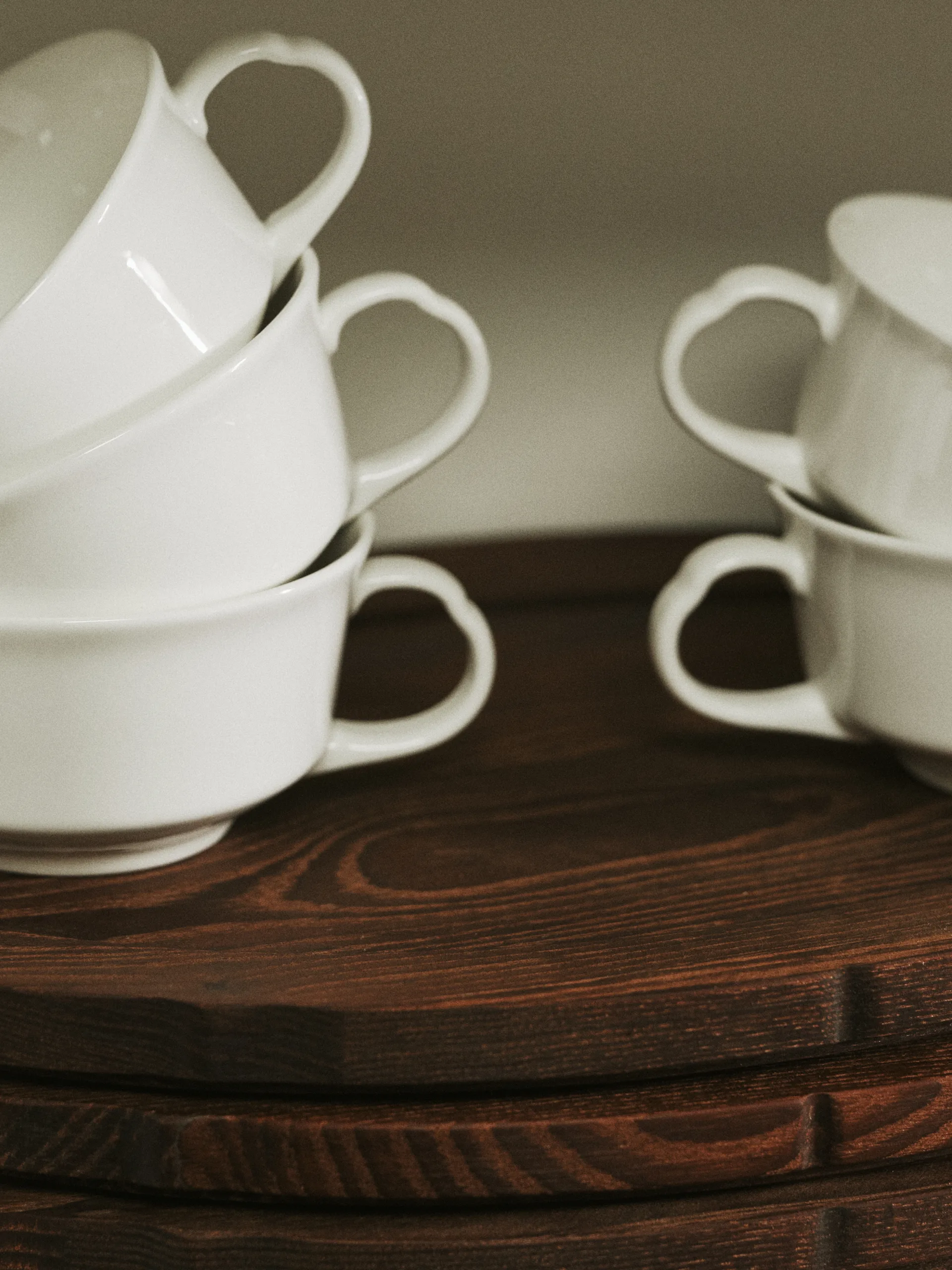 Vassoio ovale Silhouette 21x30 cm, Frassino Serax