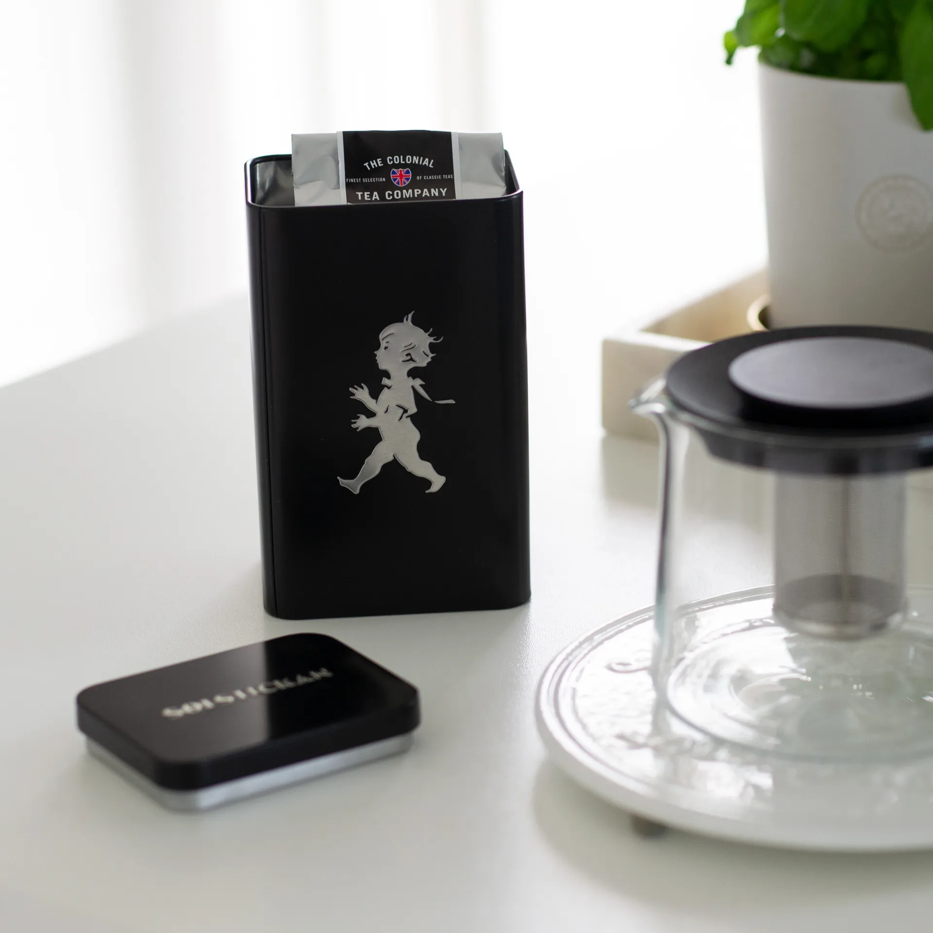 Barattolo per il tè Solstickan, 15,2 cm, Nero opaco Solstickan Design