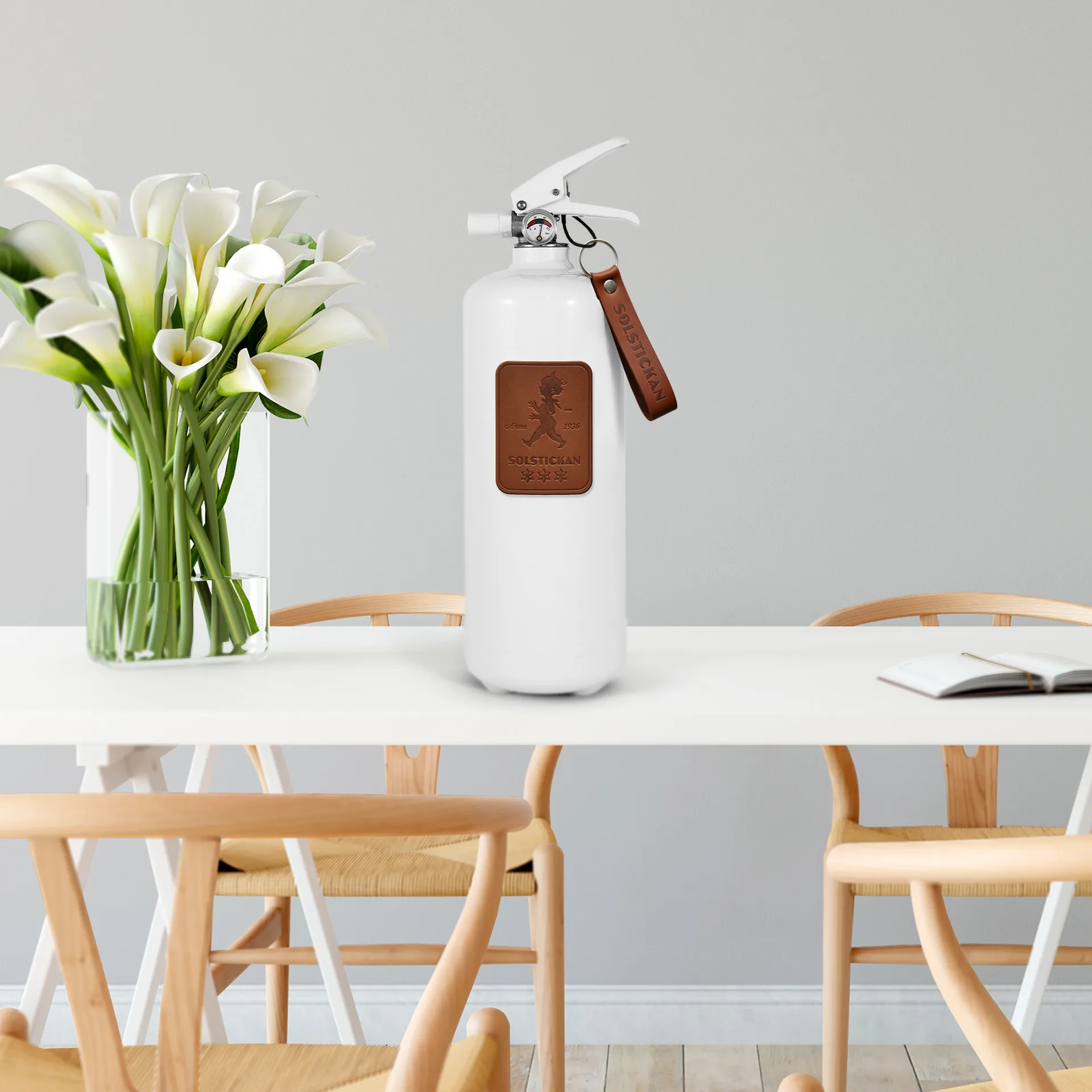 Estintore Solstickan 2 kg, Pelle marrone scuro Solstickan Design