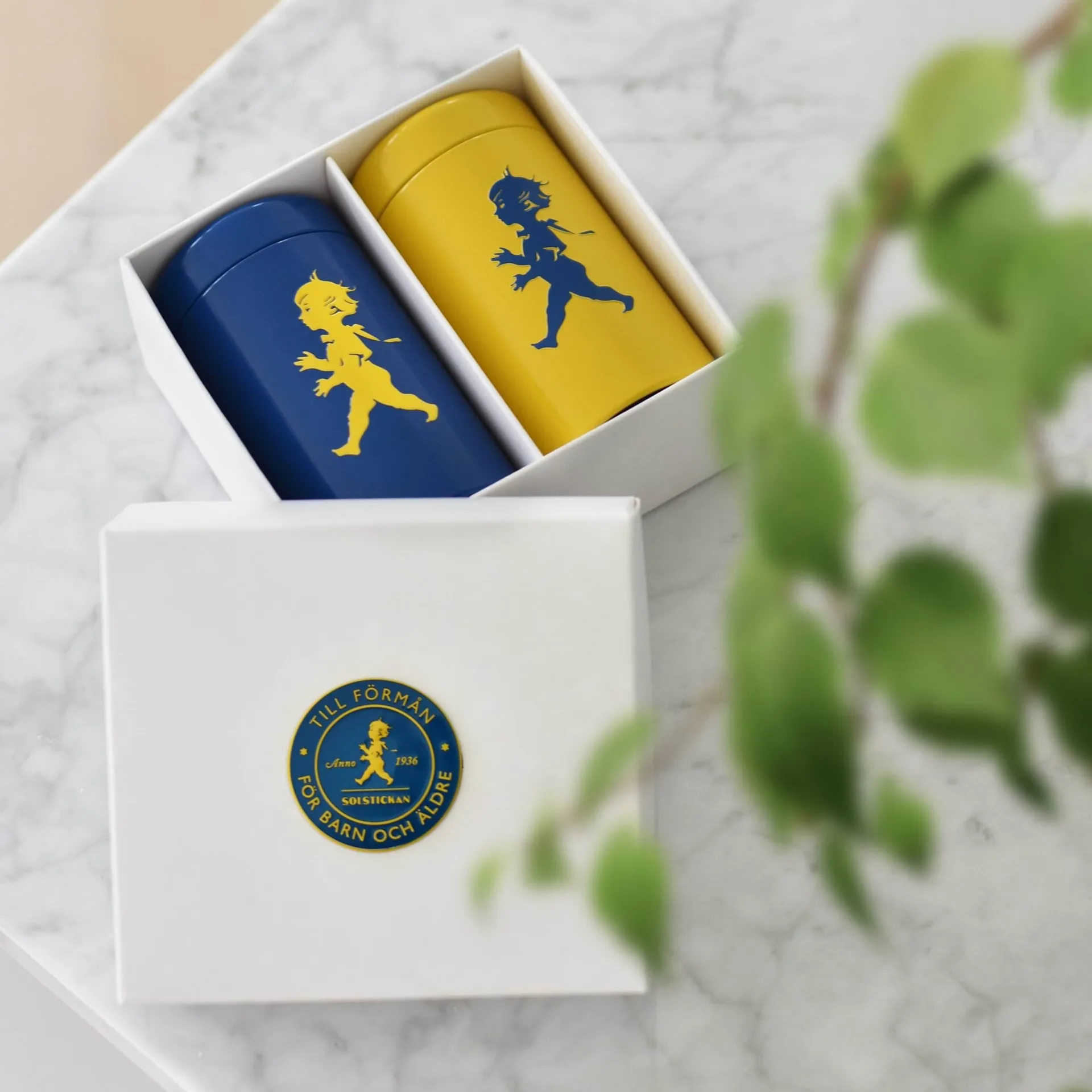 Solstickan tubo di fiammiferi 2-pack confezione regalo, Giallo, blu Solstickan Design