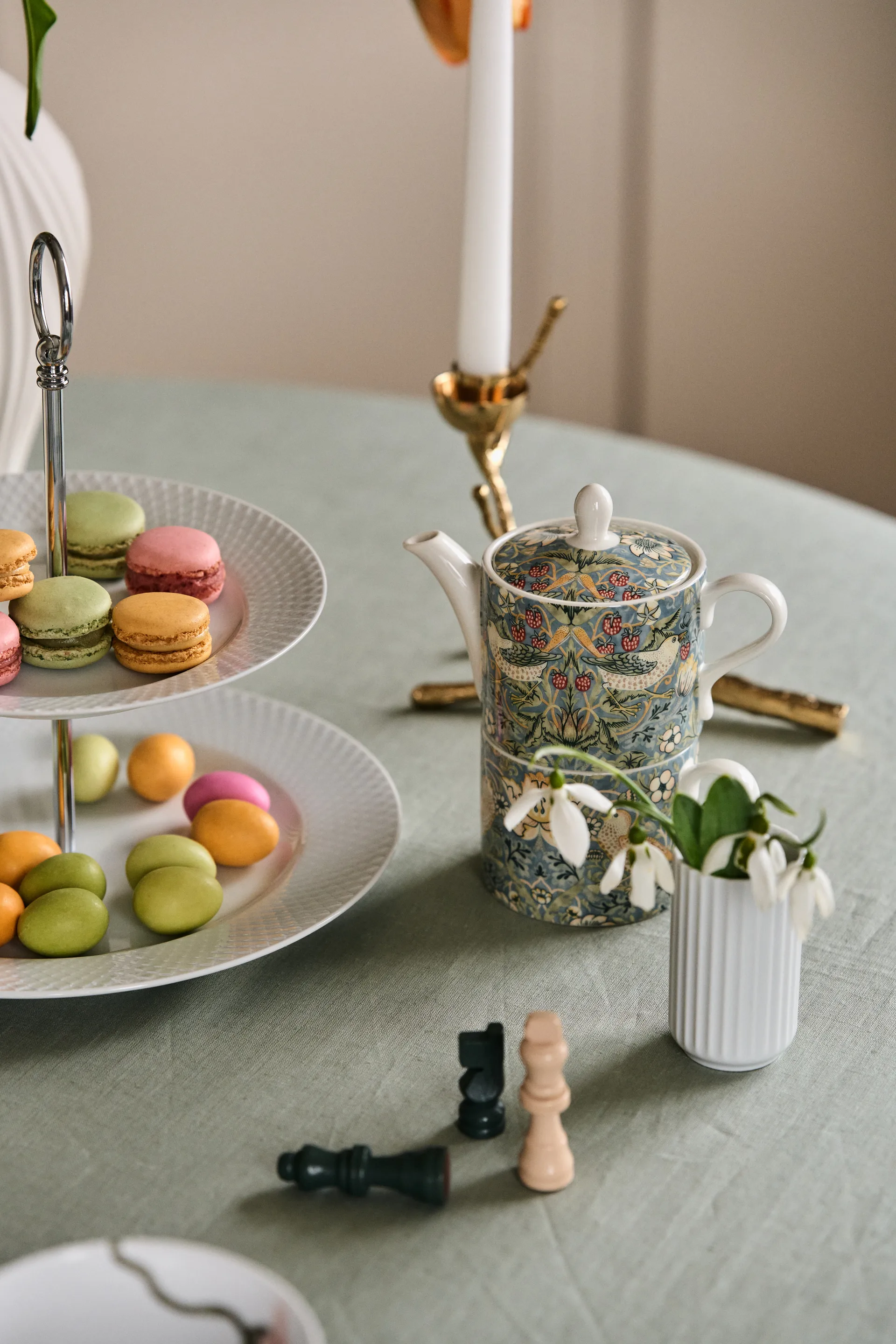 Teiera e tazza da tè Strawberry Thief , Grigio Spode