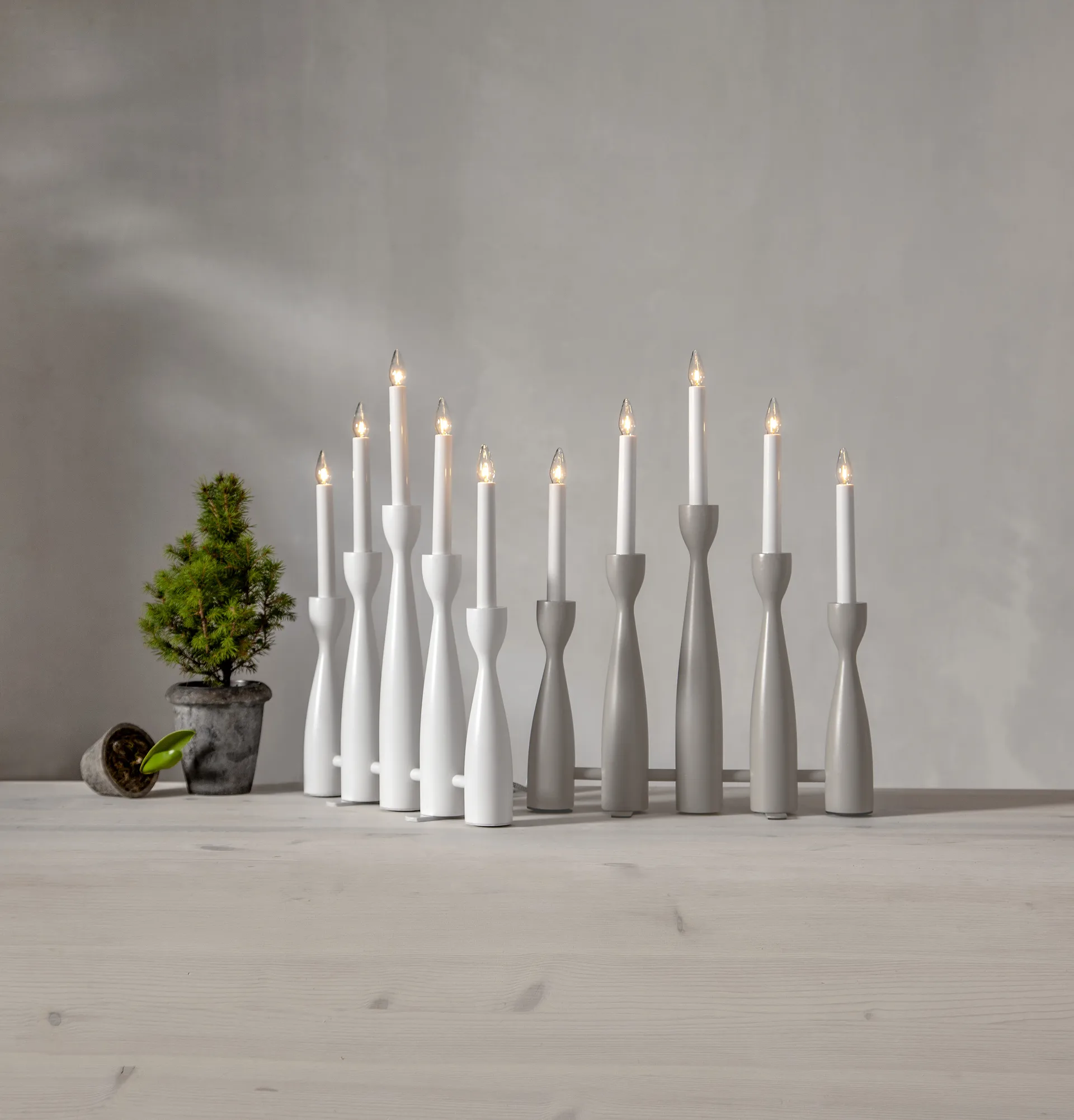 Candelabro dell'Avvento Midja 2.0, Bianco Star Trading