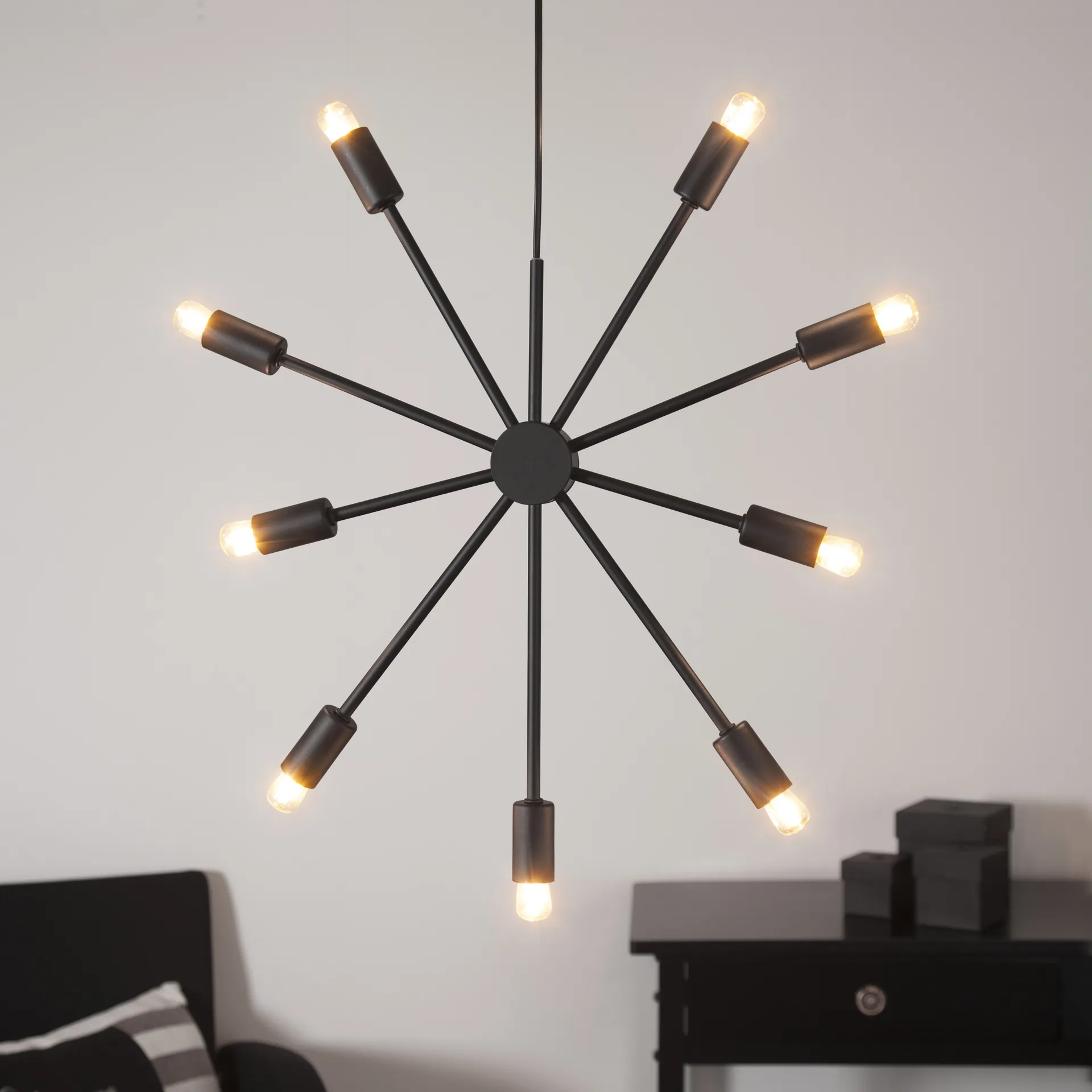 Stella dell'Avvento Pix, Nero Star Trading