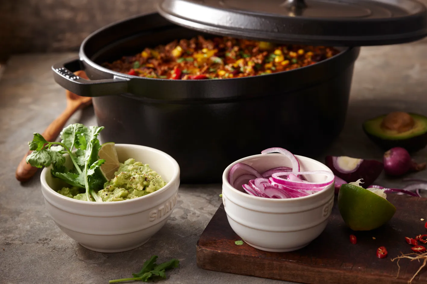 Casseruola ovale in ghisa Staub La Cocotte 8 L, Nero STAUB