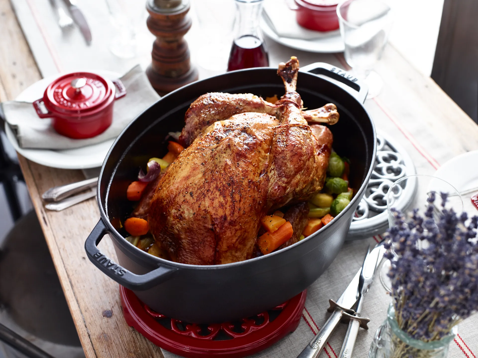 Casseruola ovale in ghisa Staub La Cocotte 8 L, Nero STAUB