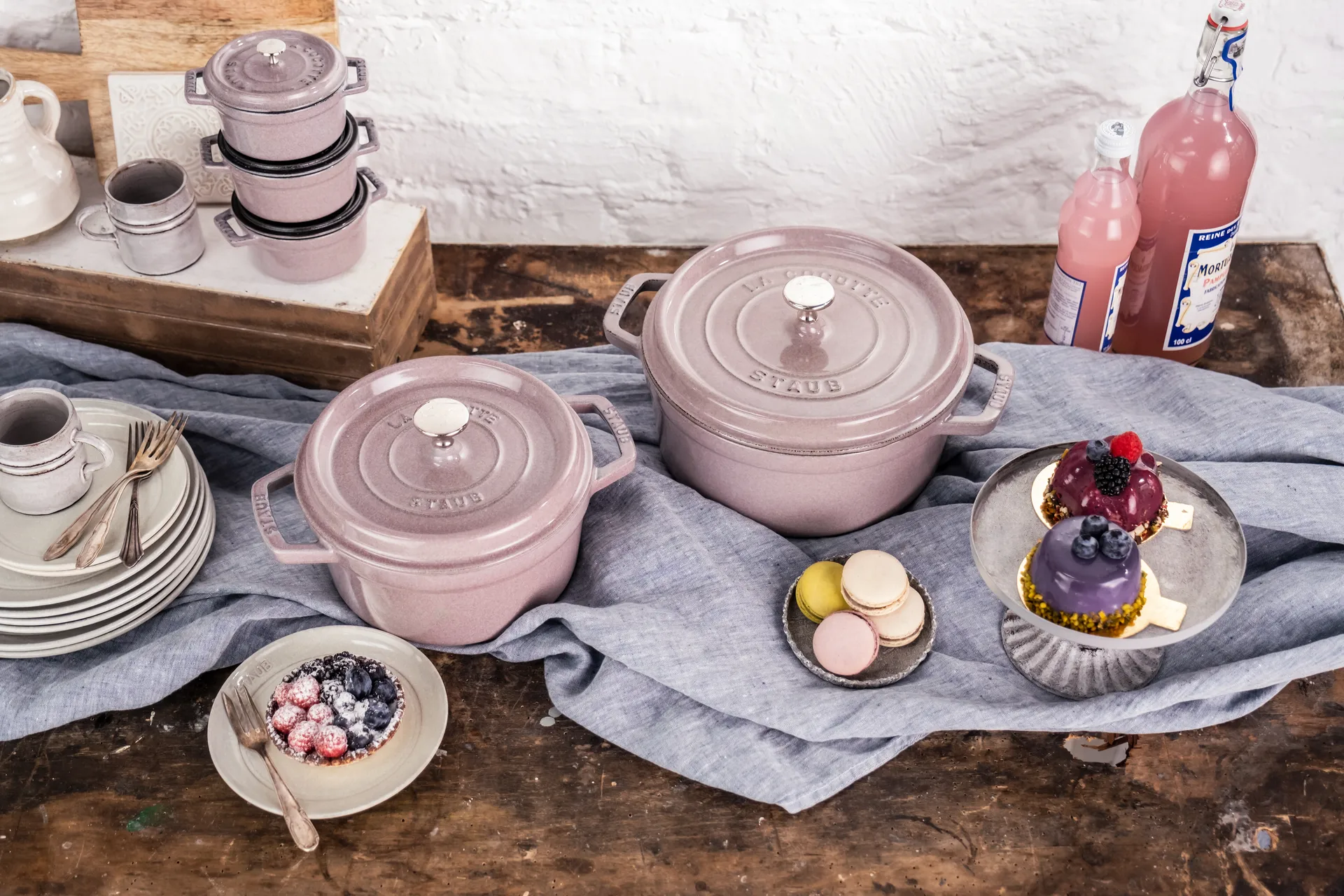 Casseruola rotonda in ghisa Staub La Cocotte 3,8 L, Cherry Blossom STAUB