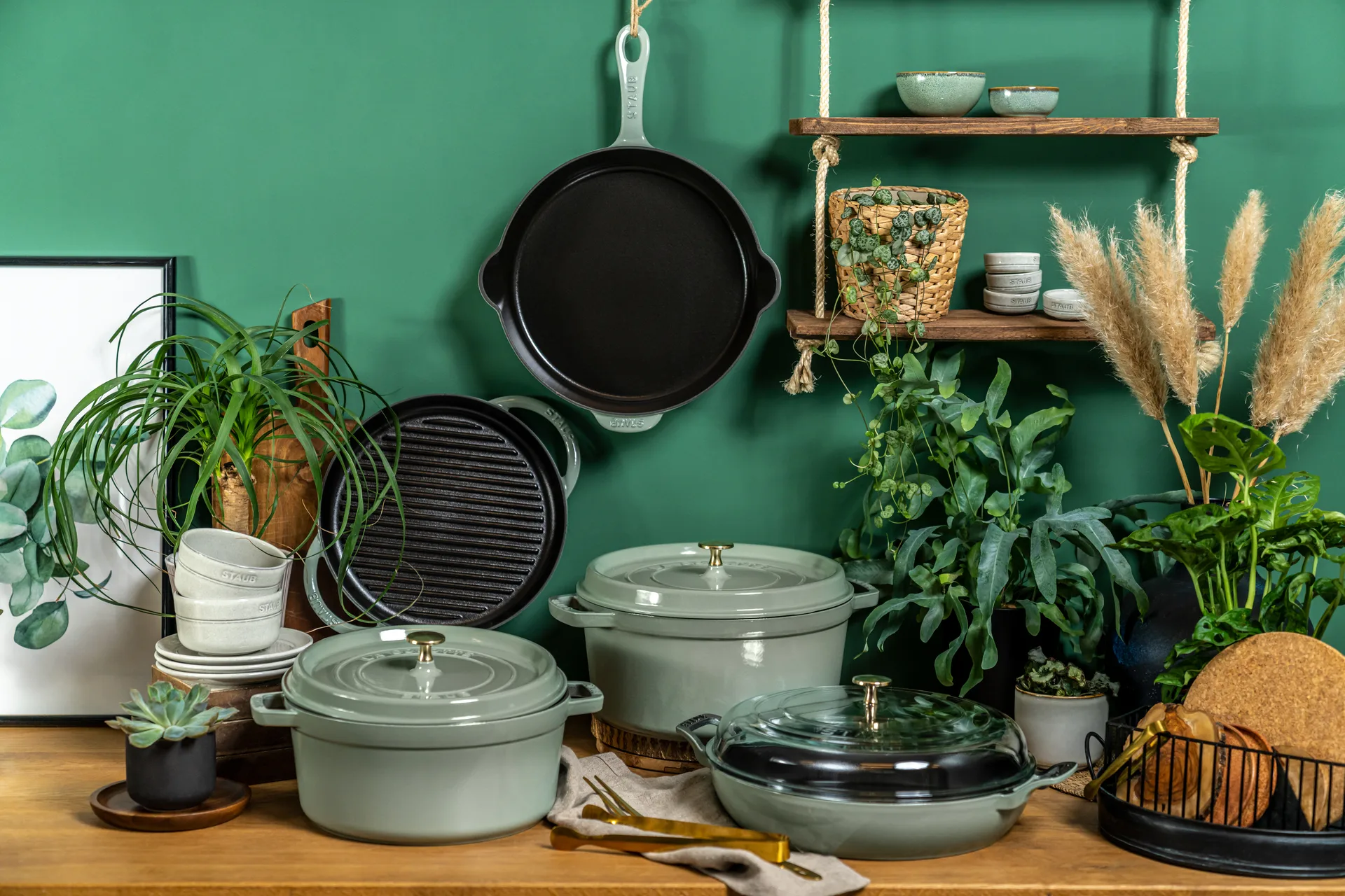 Casseruola rotonda in ghisa Staub La Cocotte 6,7 L, Legno di eucalipto STAUB