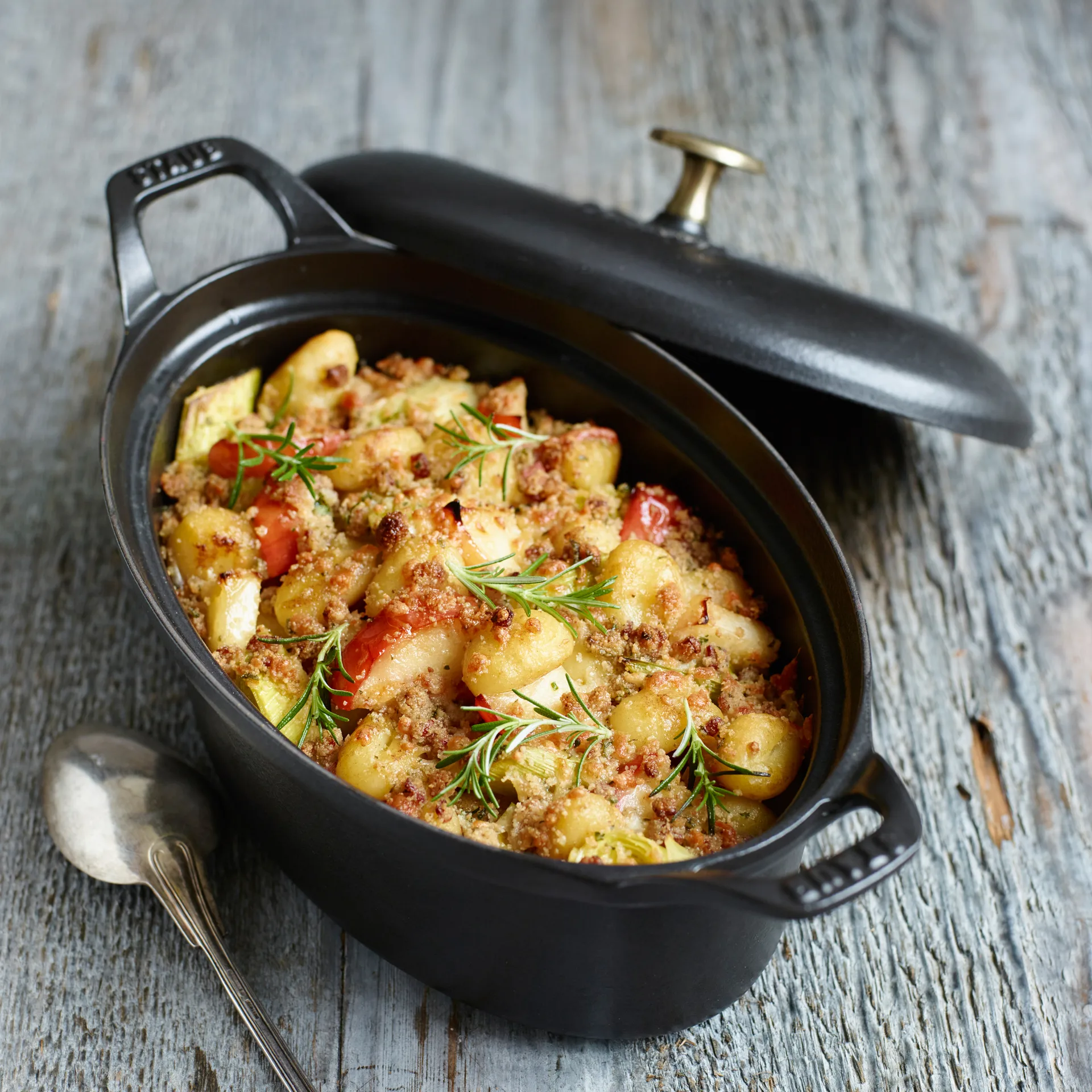 Casseruola Vintage La Coquette ovale 1,7 L, Nero STAUB