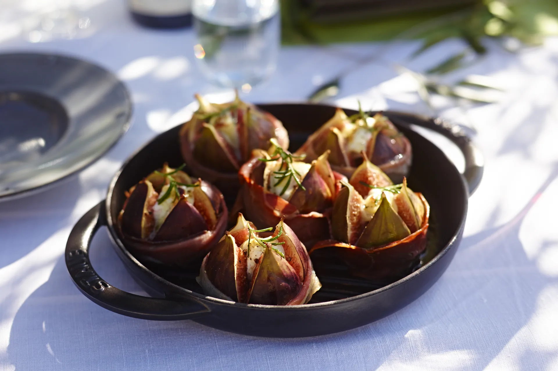 Padella grill rotonda in ghisa nera Staub Pure, Ø22 cm. STAUB