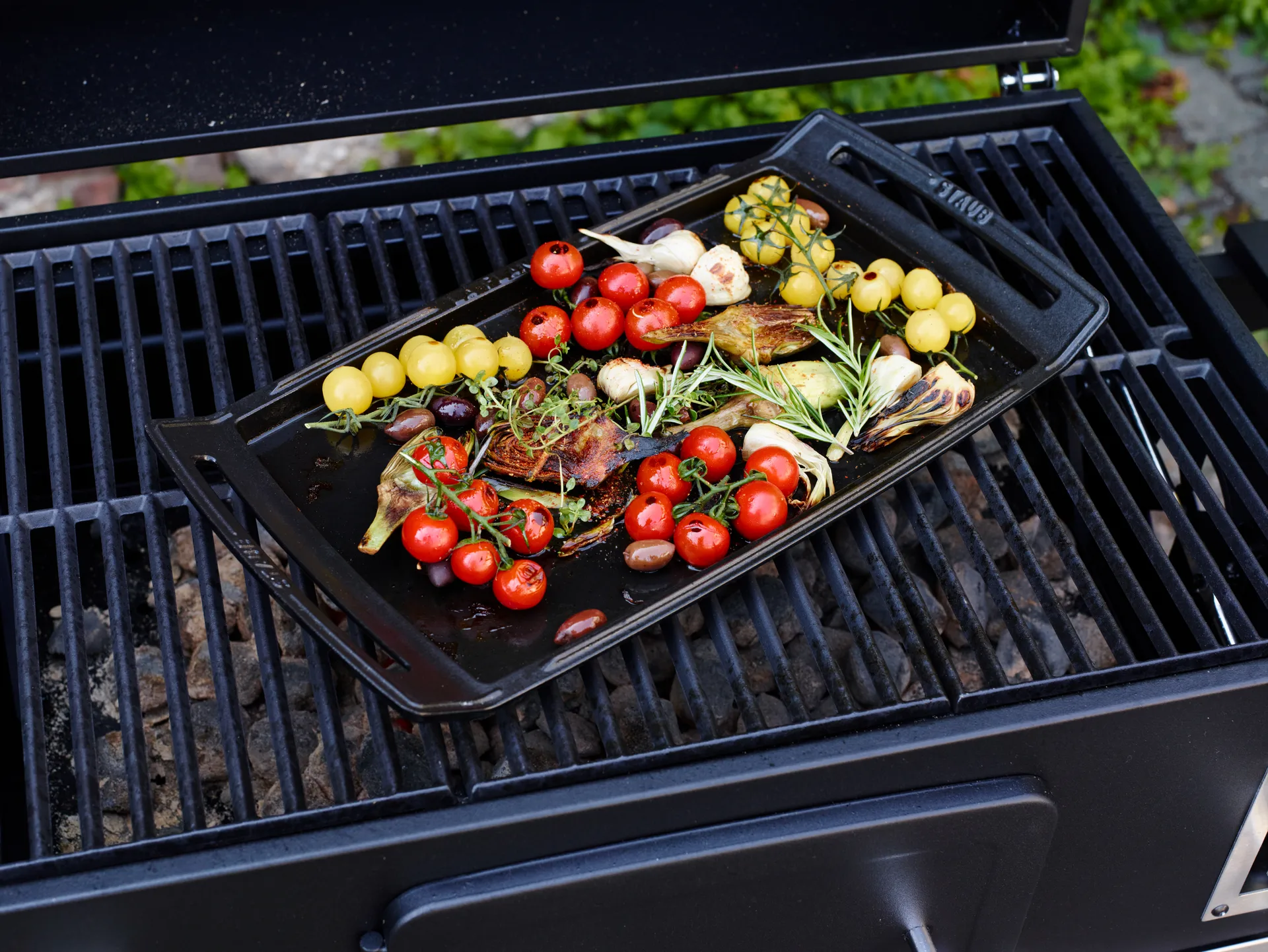 Piastra Teppanyaki Staub con maniglie 38x25 cm, Nero STAUB