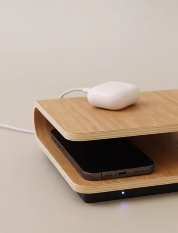 Caricatore wireless Ro - Quercia - Stelton