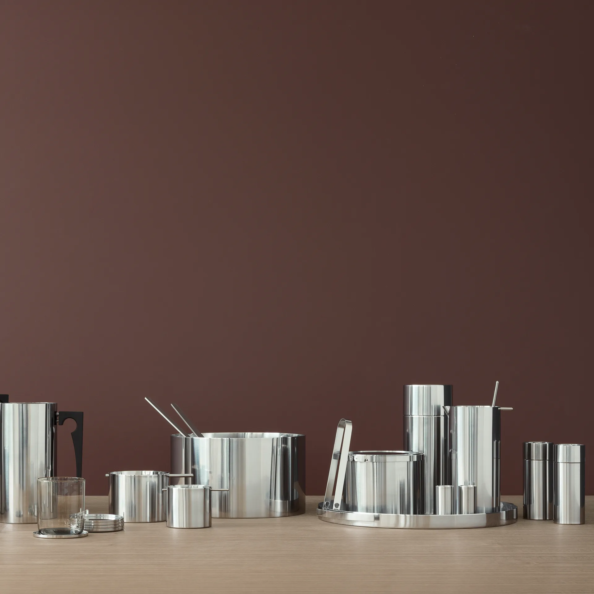 Portacenere AJ Cylinda-line grande, Acciaio inossidabile Stelton