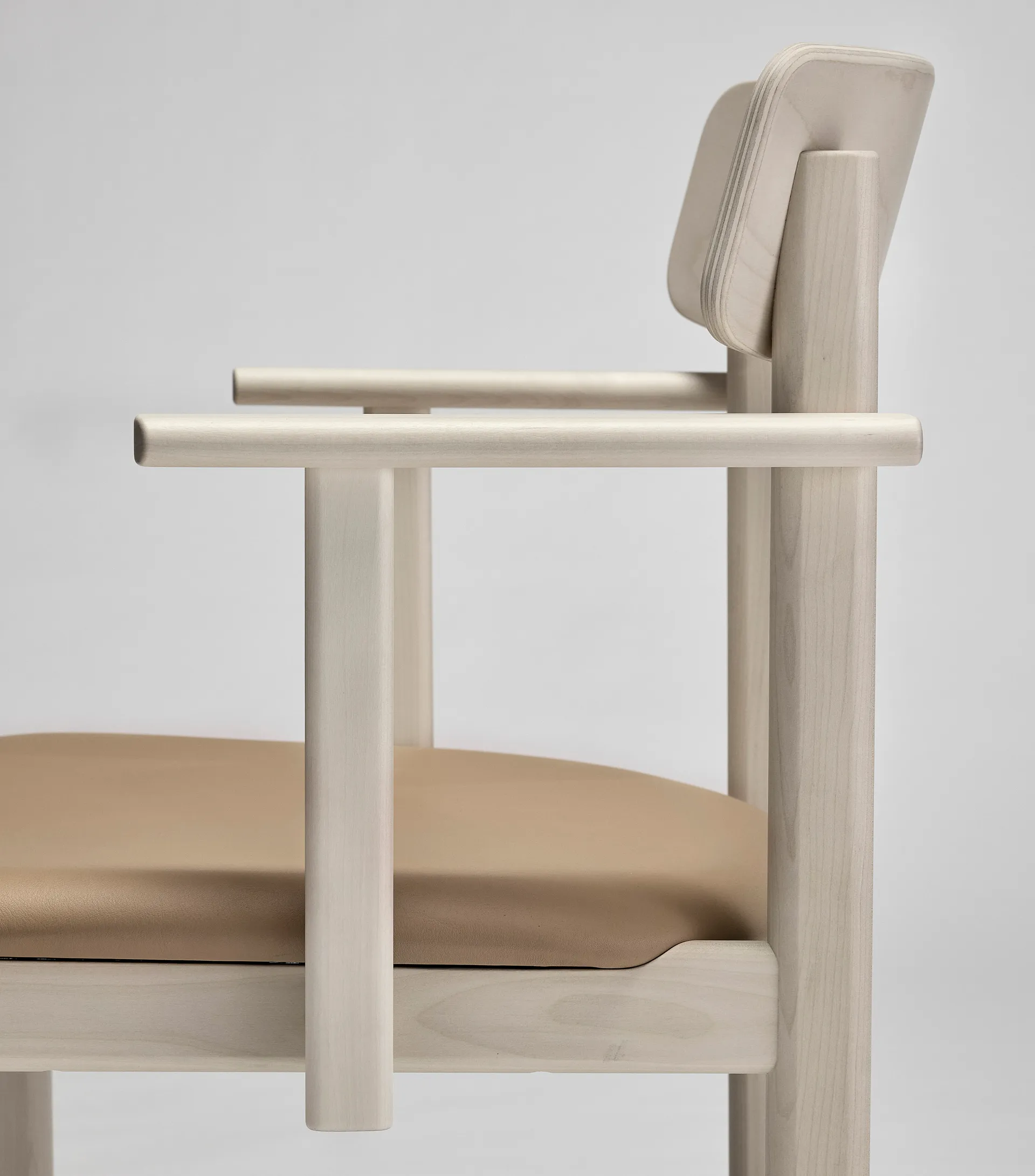 Poltrona Pal, Betulla chiaro laccato opaco-Elmosoft 22030 Stolab