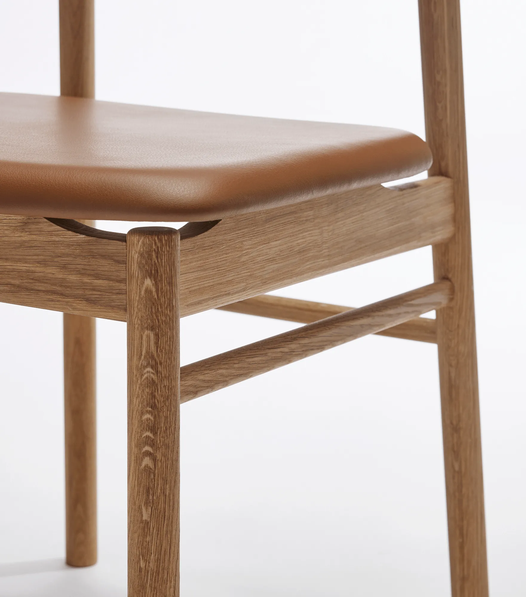 Sedia Prima Vista in rovere oliato, Pelle Elmosoft 43807 cognac Stolab