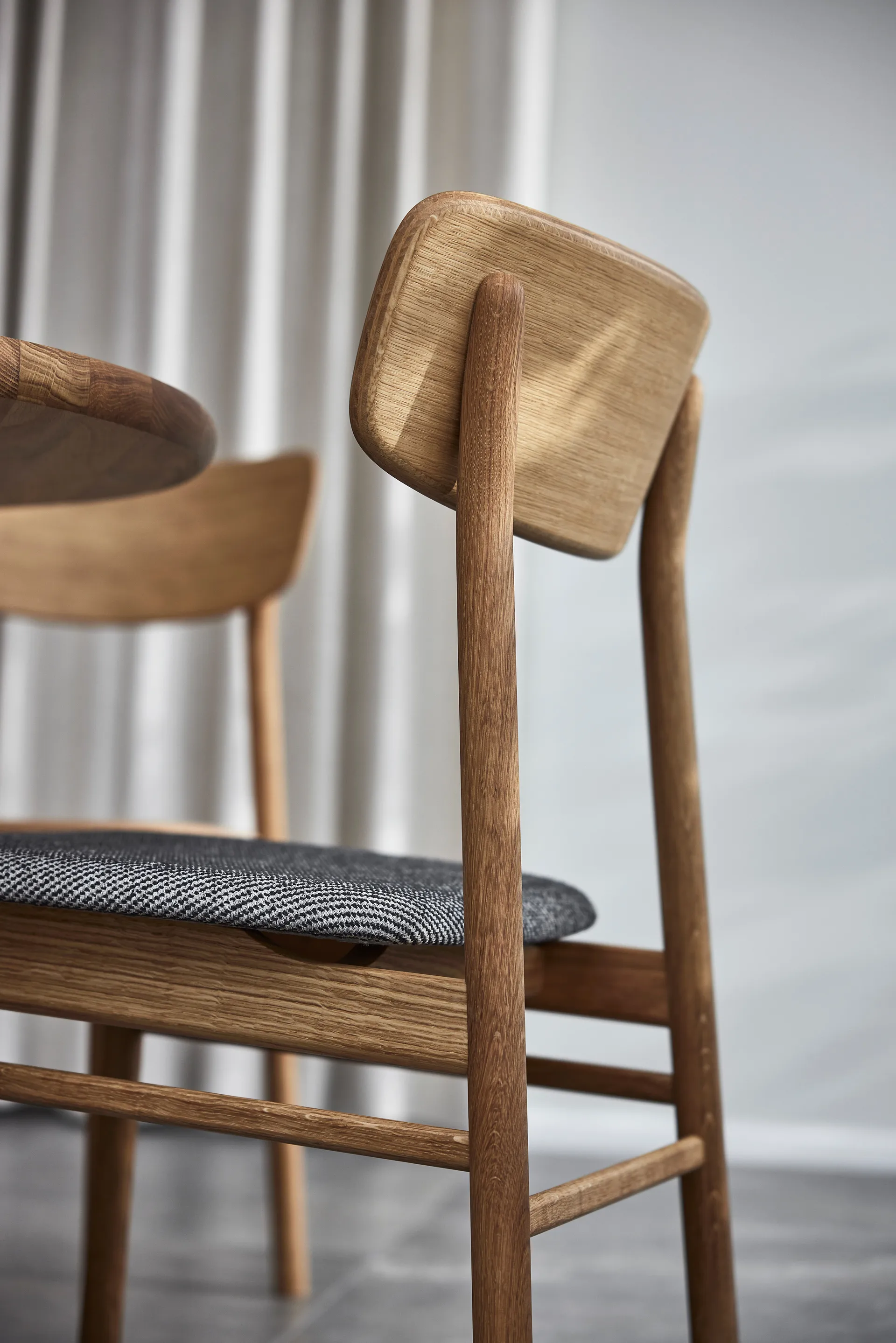 Sgabello da bar Prima Vista, Marrone/beige, rovere oliato Stolab