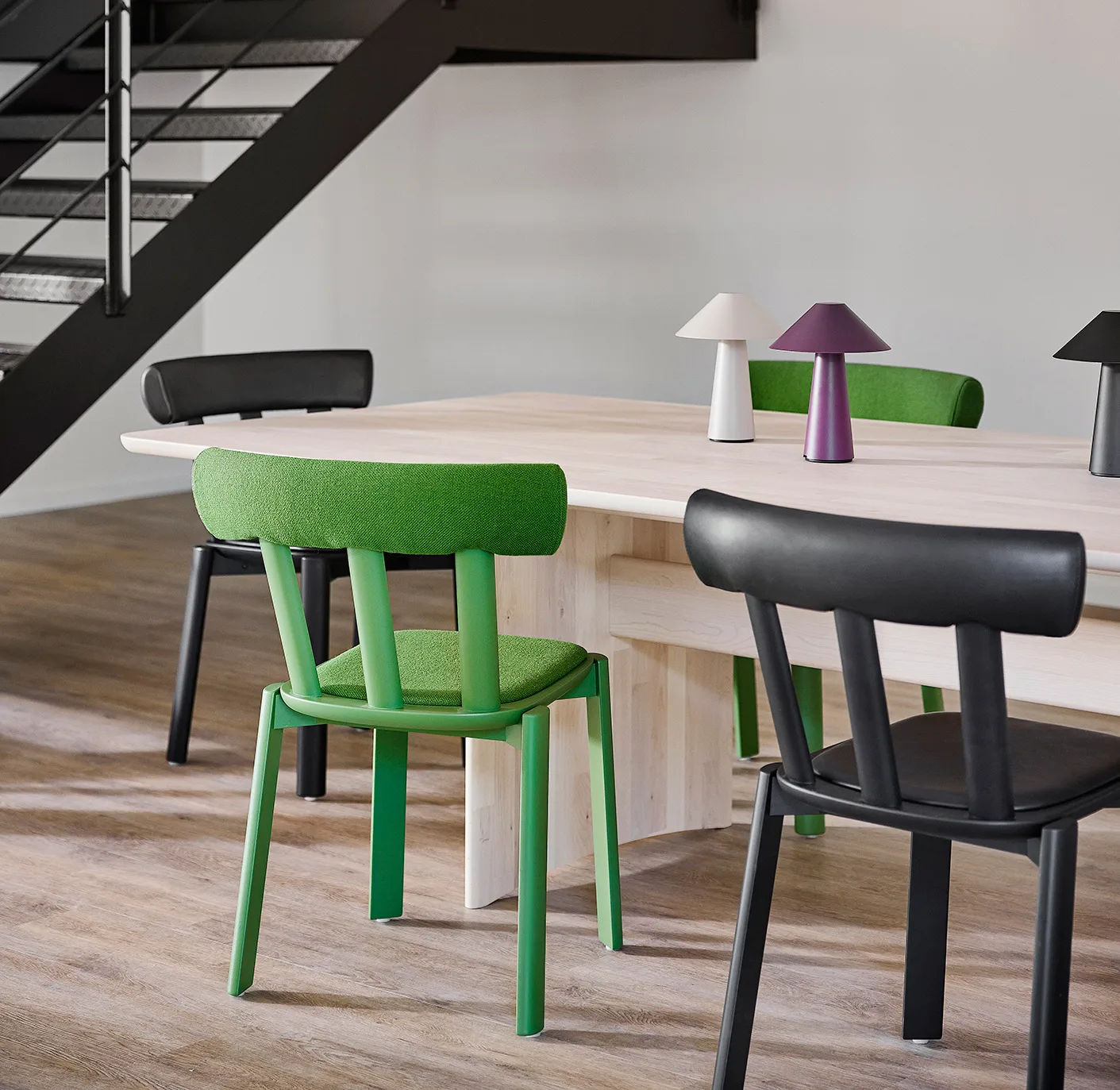 Tavolo Alt 90x320 cm betulla, Laccato opaco chiaro Stolab