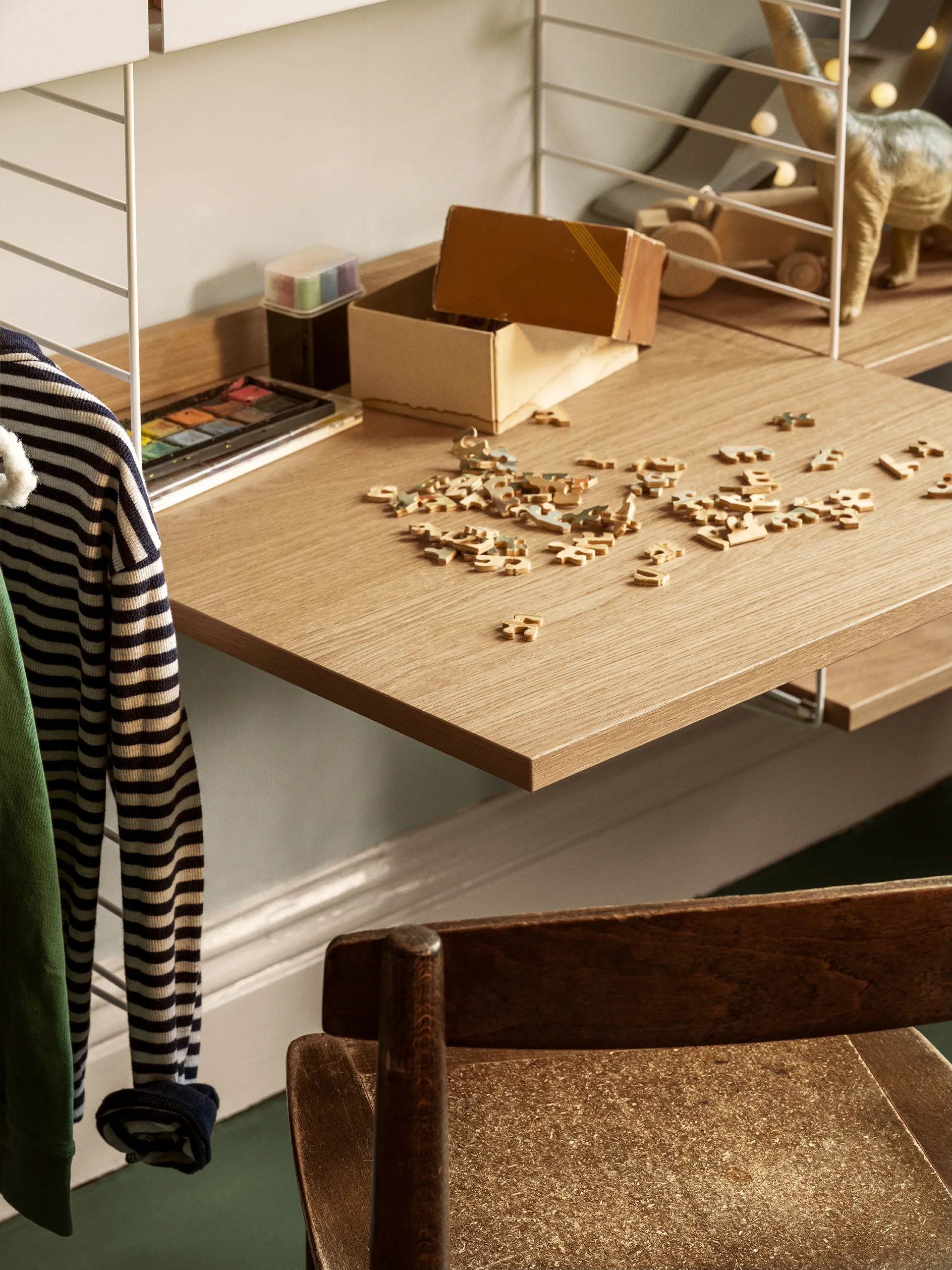 Mensola per scrivania String, Rovere, 58x58 cm String