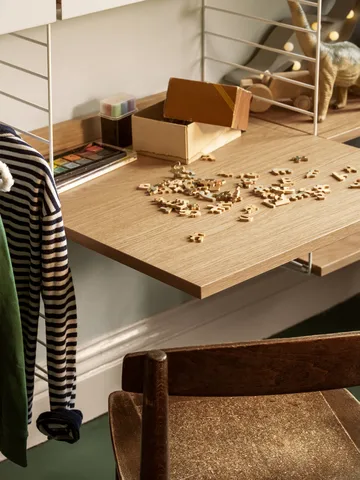 Mensola per scrivania String - Rovere, 58x58 cm - String