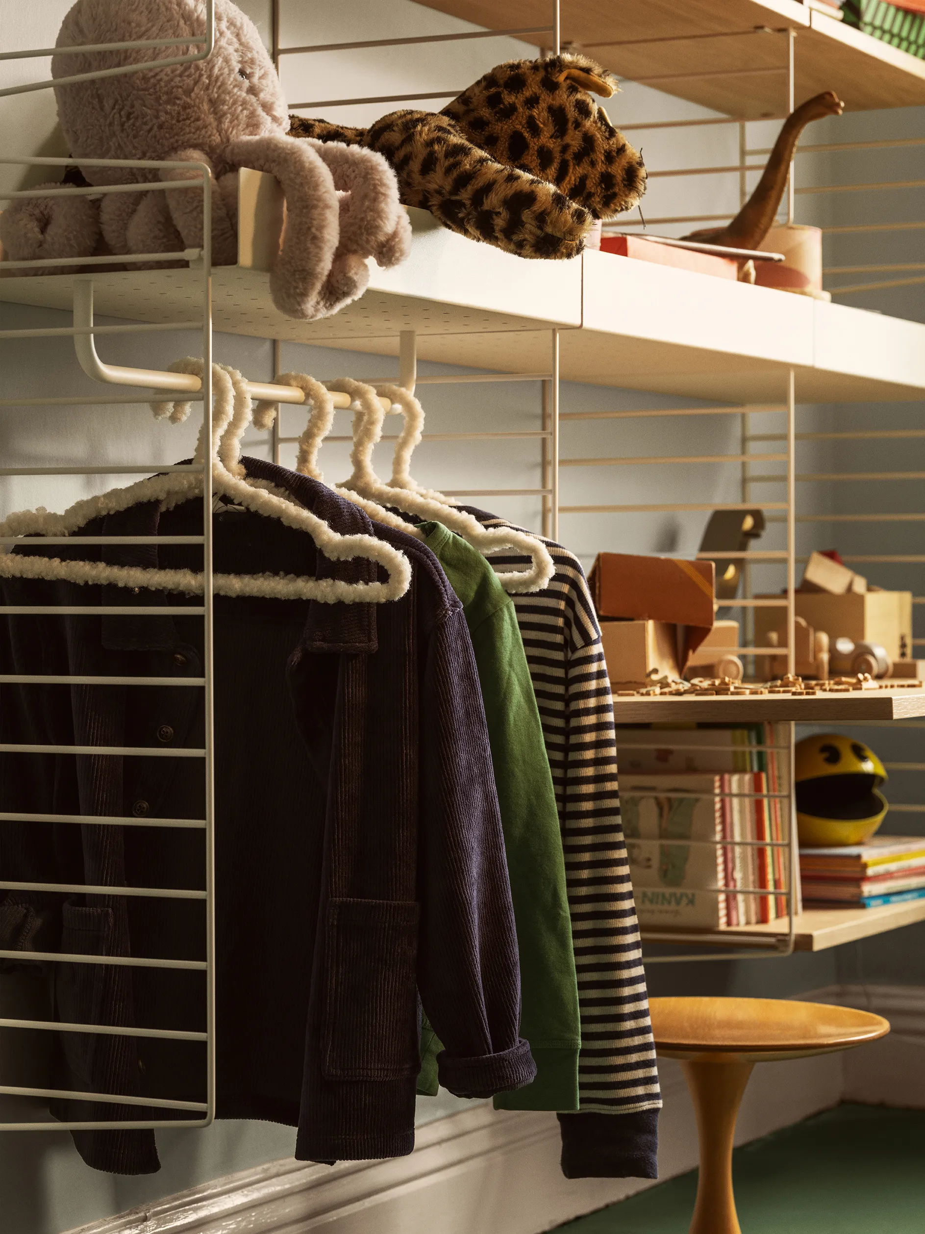 Mensola per scrivania String, Rovere, 58x58 cm String