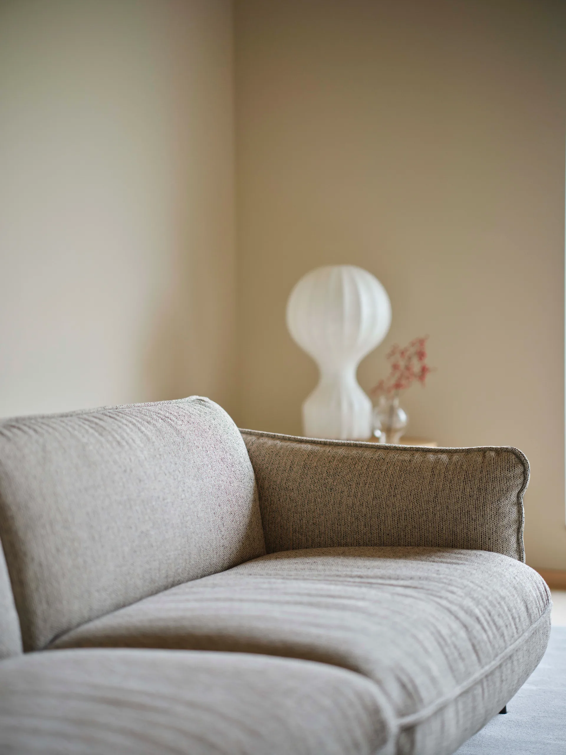 Divano Continental, Wave Sand-nutmeg Swedese