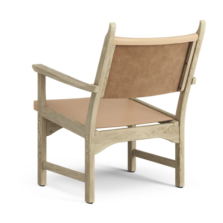 Poltrona Caryngo, Rovere laccato naturale, cuoio colore naturale Swedese