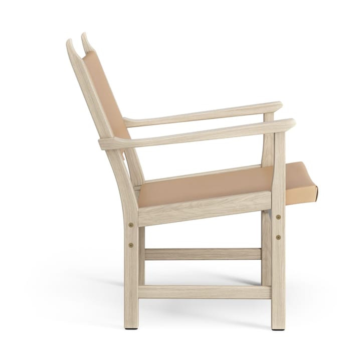 Poltrona Caryngo, Rovere pigmentato bianco, cuoio colore naturale Swedese