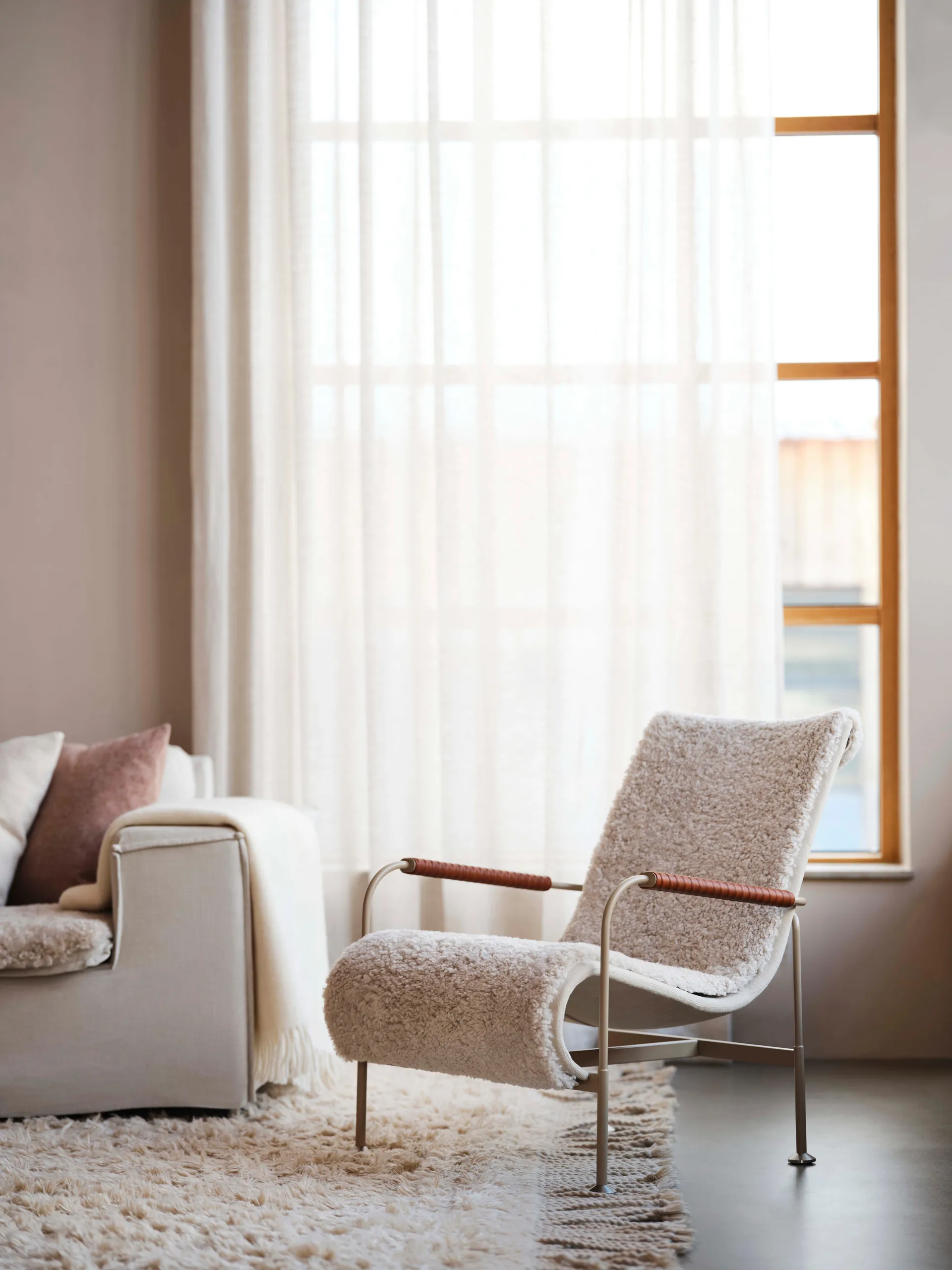 Poltrona Serpentine, Tessuto Romo Linara Rye-cromo Swedese