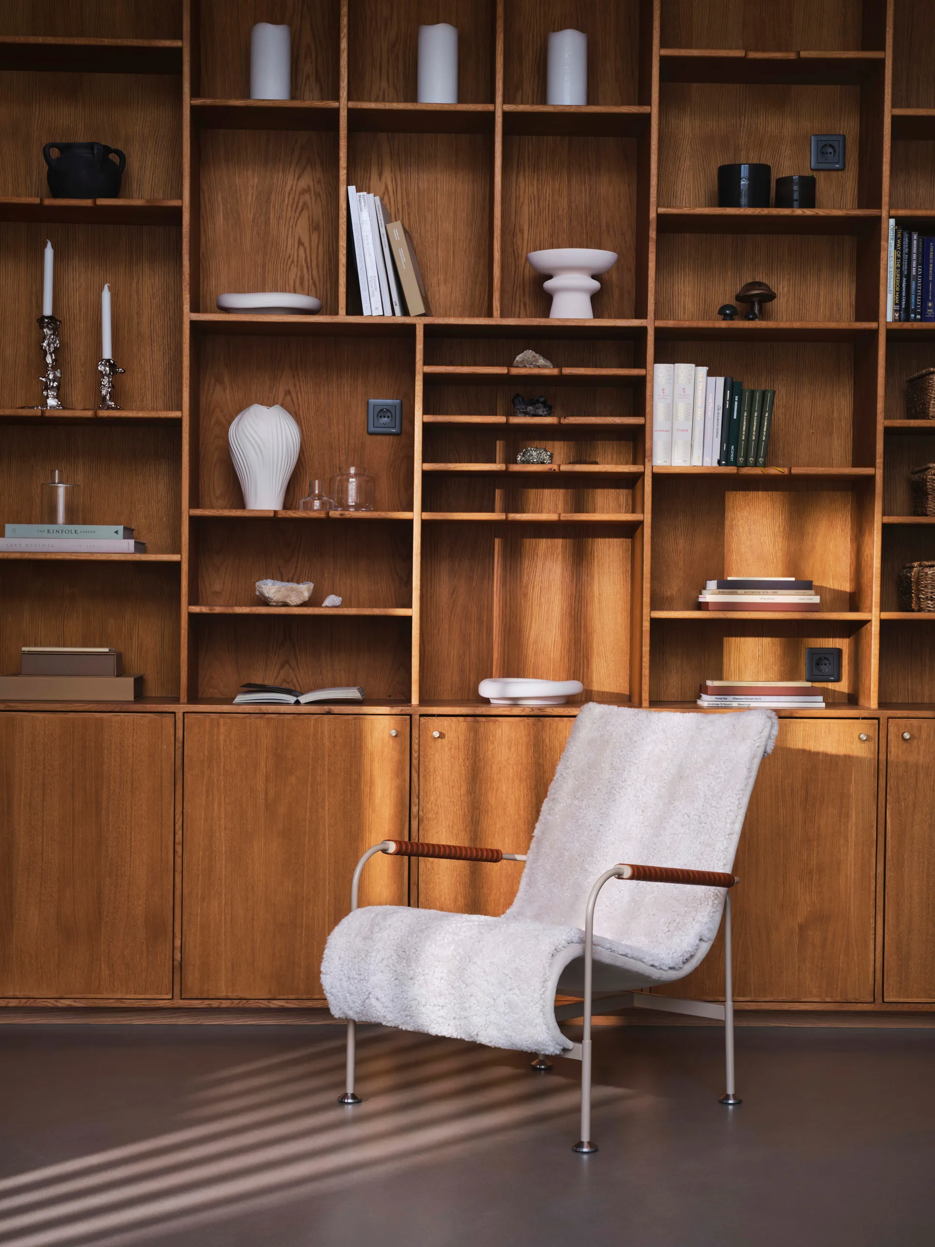 Poltrona Serpentine, Tessuto Romo Linara Rye-rosso Swedese