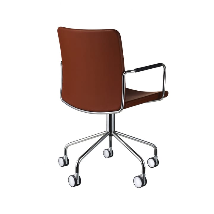 Sedia da ufficio Stella con braccioli, Elmosoft 33004 marrone-cromato Swedese