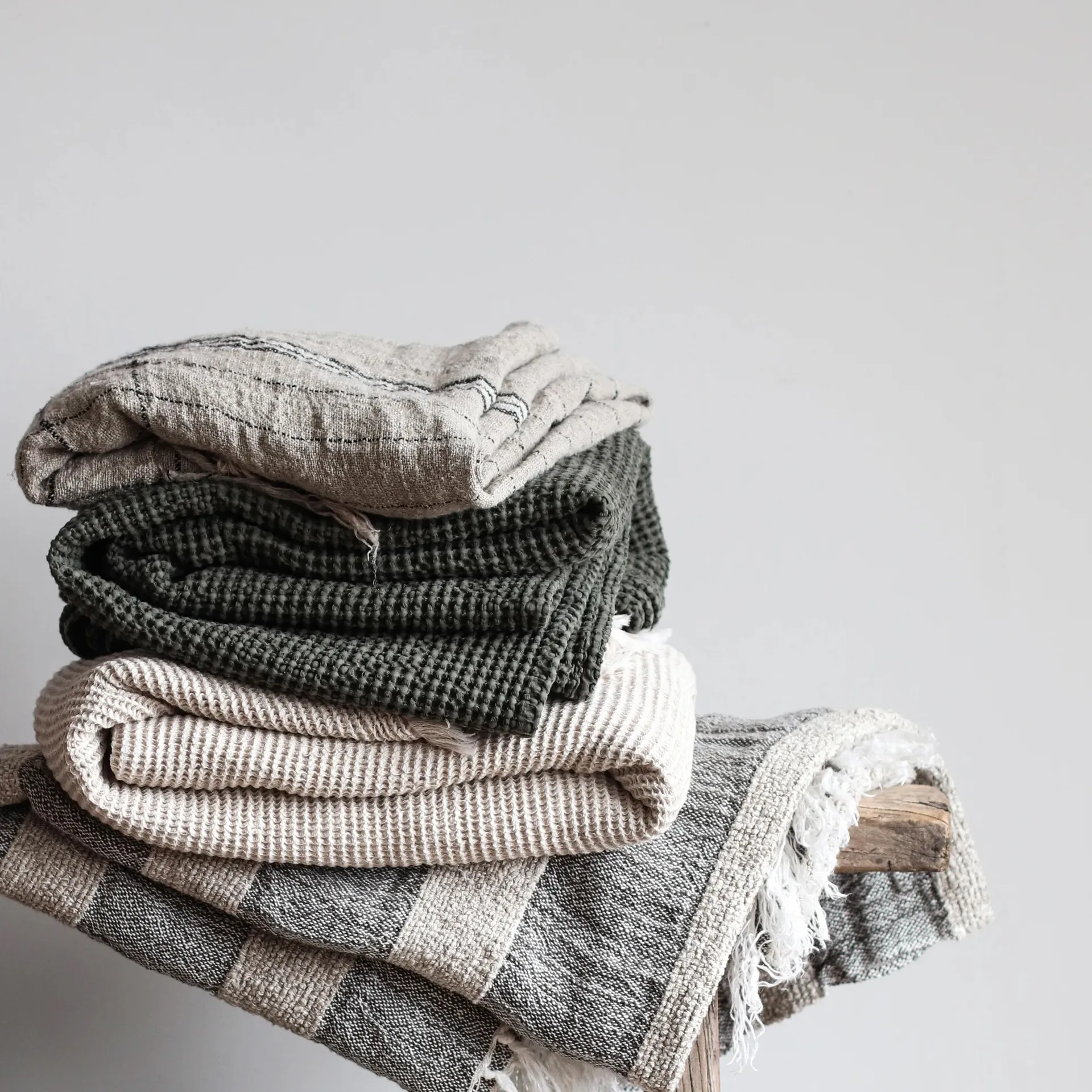 Coperta Miro 260x260 cm, Forest Tell Me More