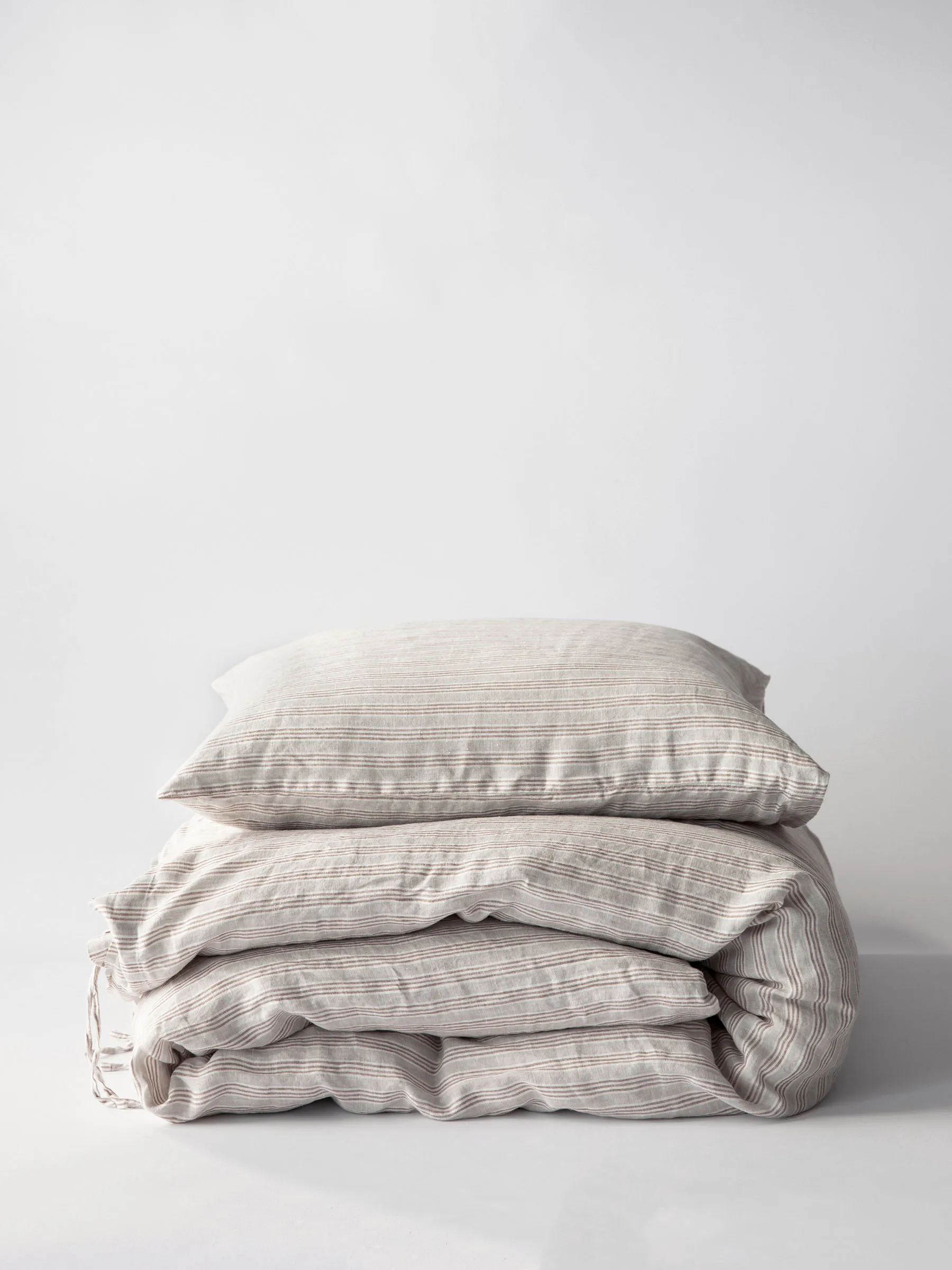 Copripiumino in lino 150x200 cm, Nocciola a righe Tell Me More