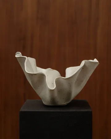 Amnell scultura - Beige, 29x18 cm - Tinted