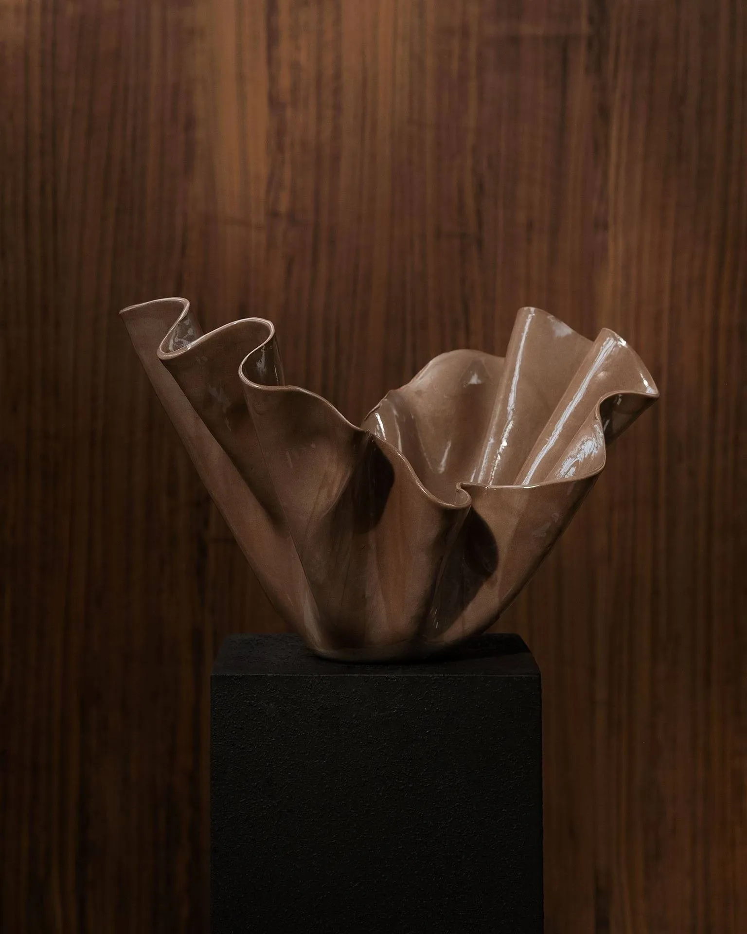 Amnell scultura, Brown, 39x25 cm Tinted