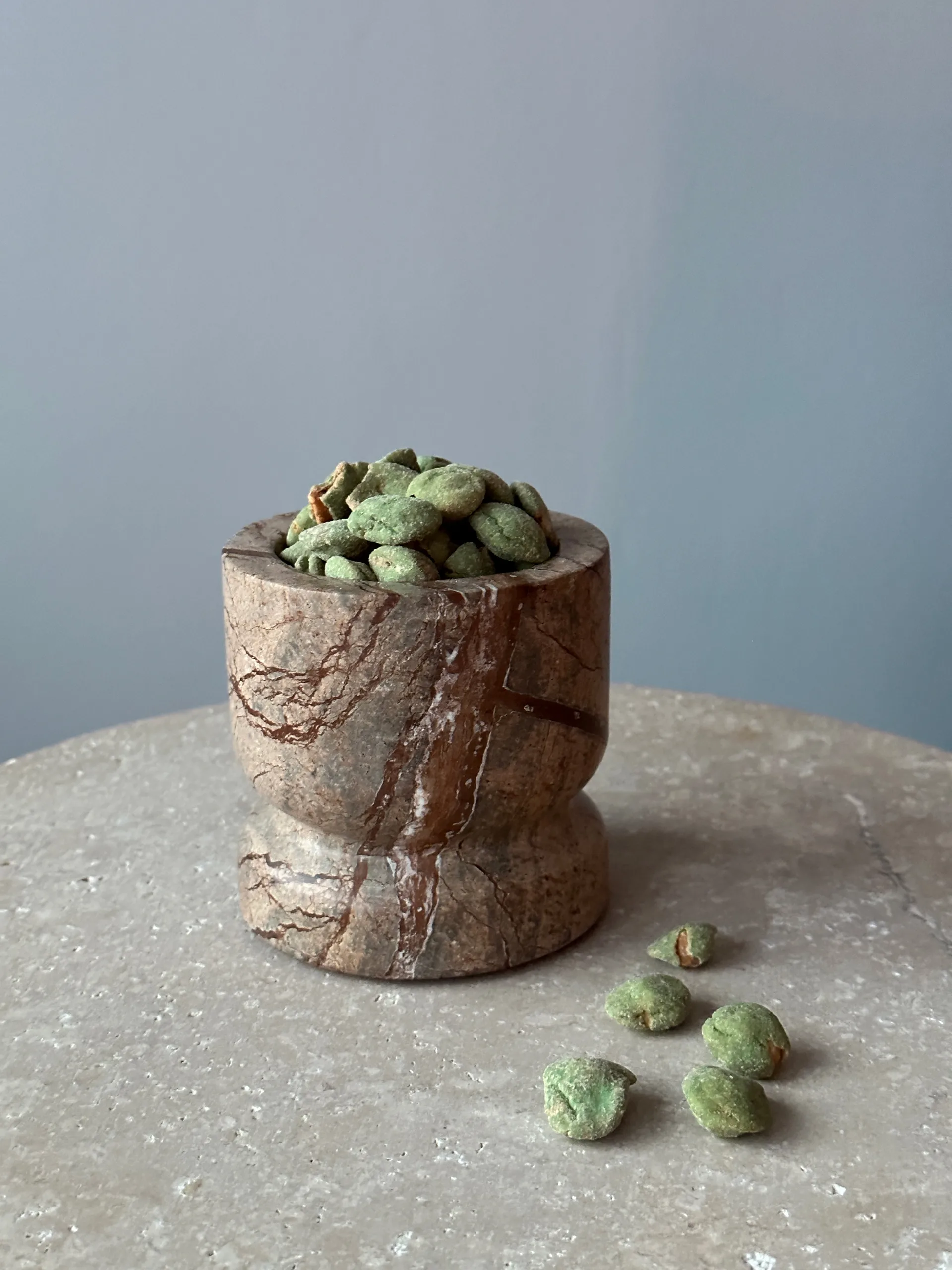 Ciotola Dahl, Pietra rossa Tinted