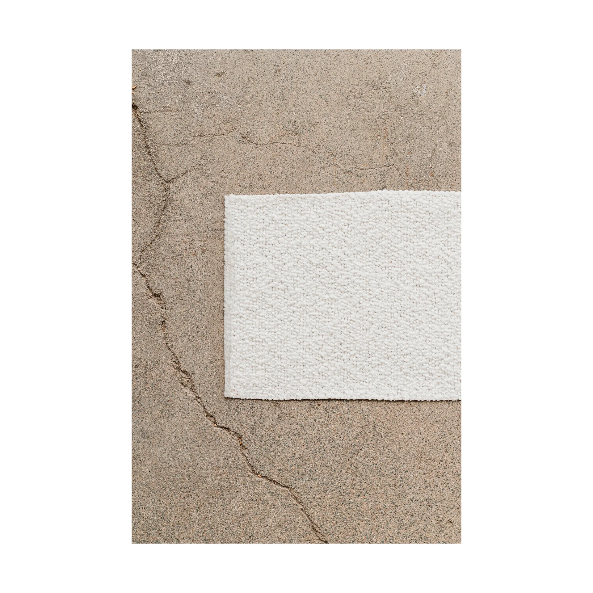 Divano Cornell, Bouclé off white Tinted