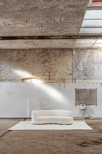 Divano Delon - Bouclé off-white - Tinted