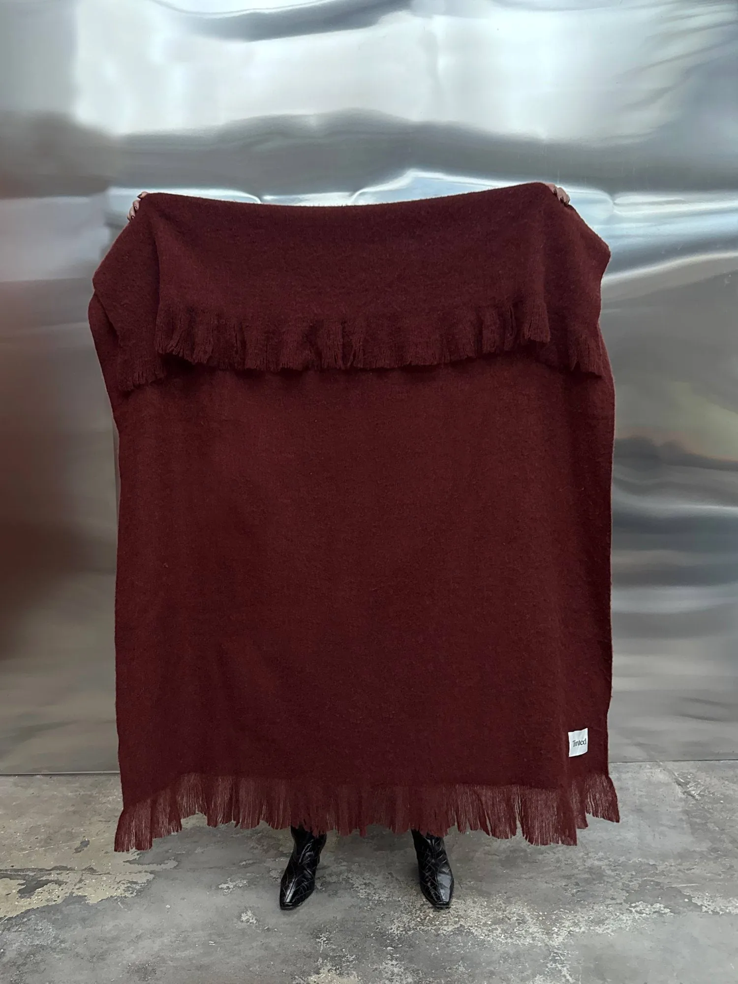 Fingal plaid in lana, Solid wine red, 130x170 cm Tinted
