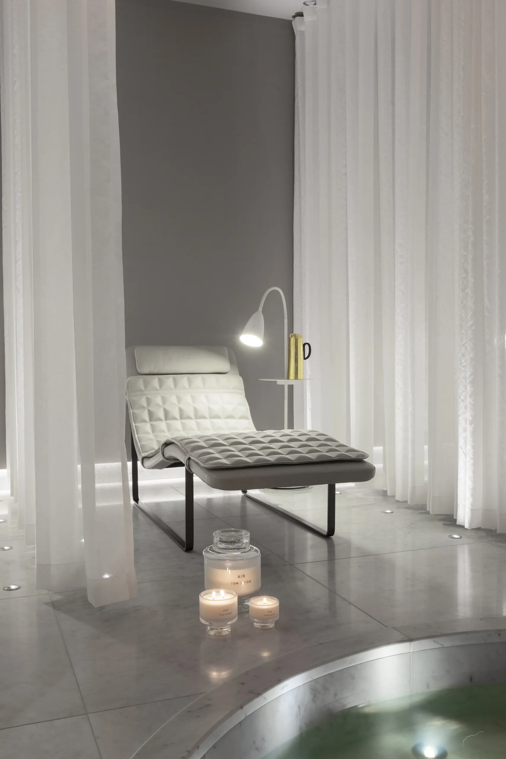 Candela profumata Elements large, Aria Tom Dixon