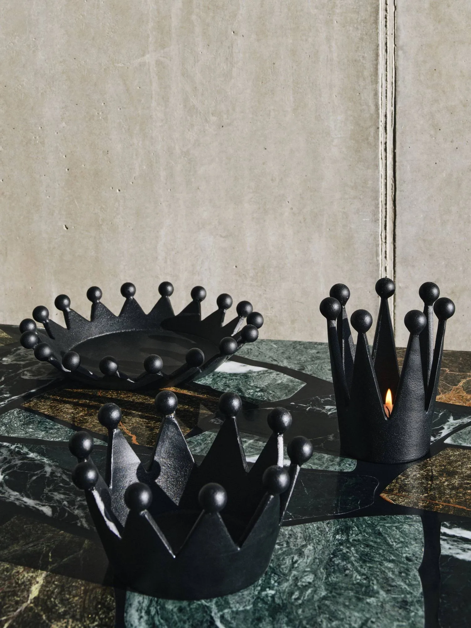 Cast Iron Crown portacandela, Ø8,8x12,1 cm Tom Dixon
