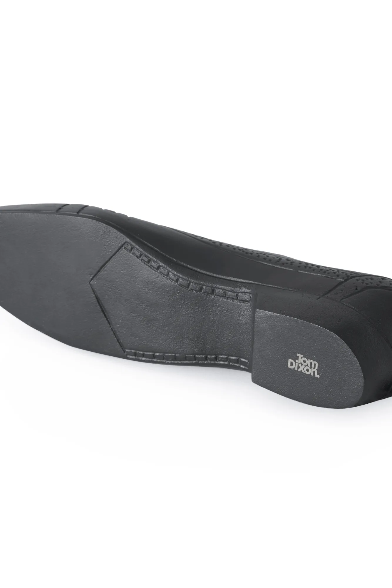Cast Iron scarpa, Black, 30x8,2 cm Tom Dixon
