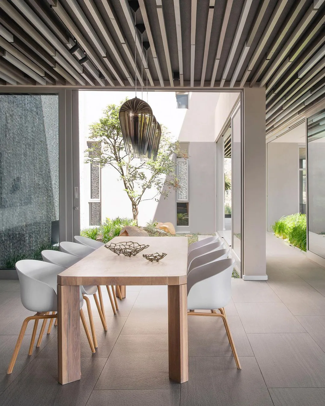 Ciotola Bone, Ottone, L Tom Dixon