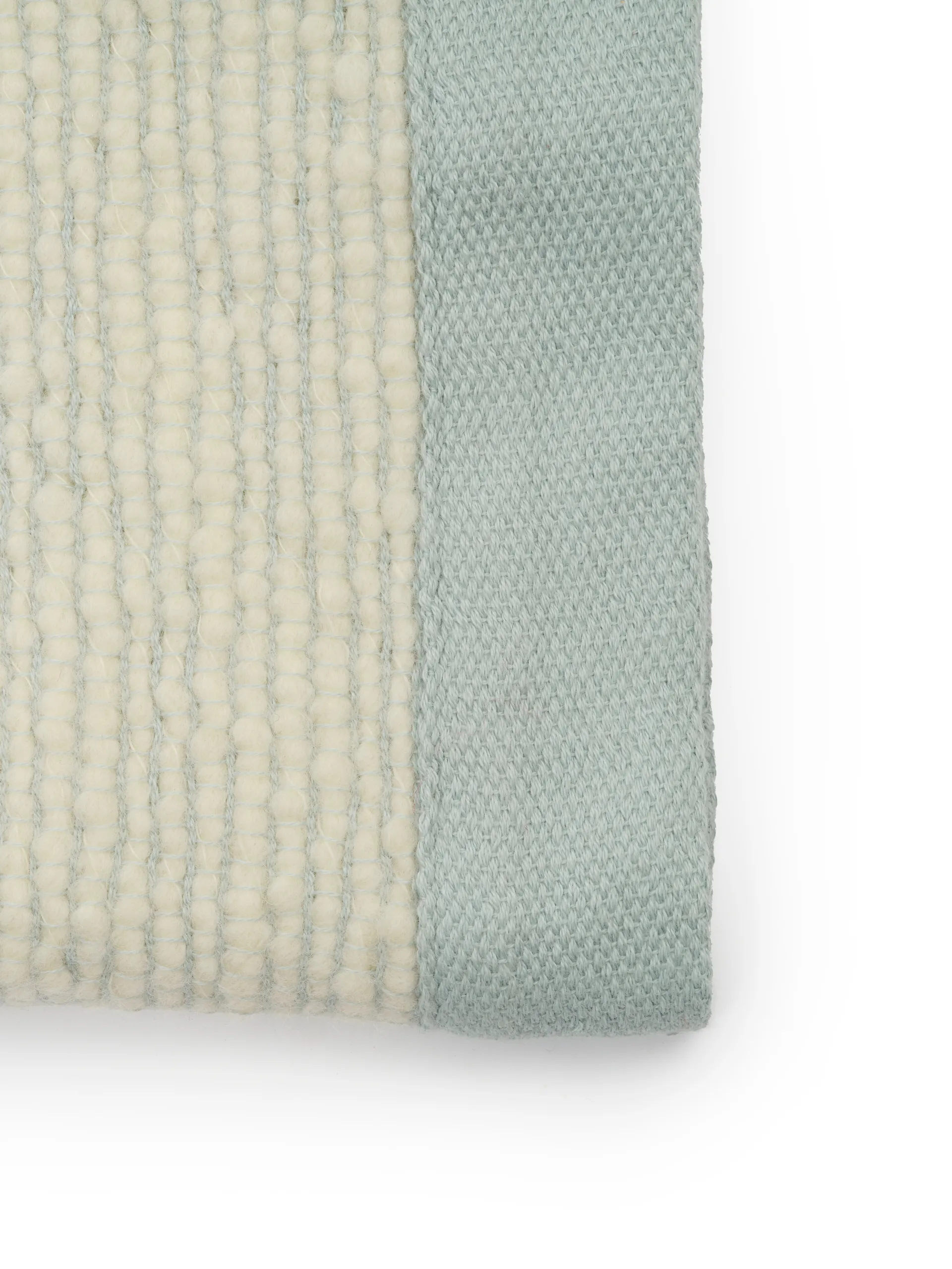Coperta Thread 140x180 cm, Blu e bianco Tom Dixon