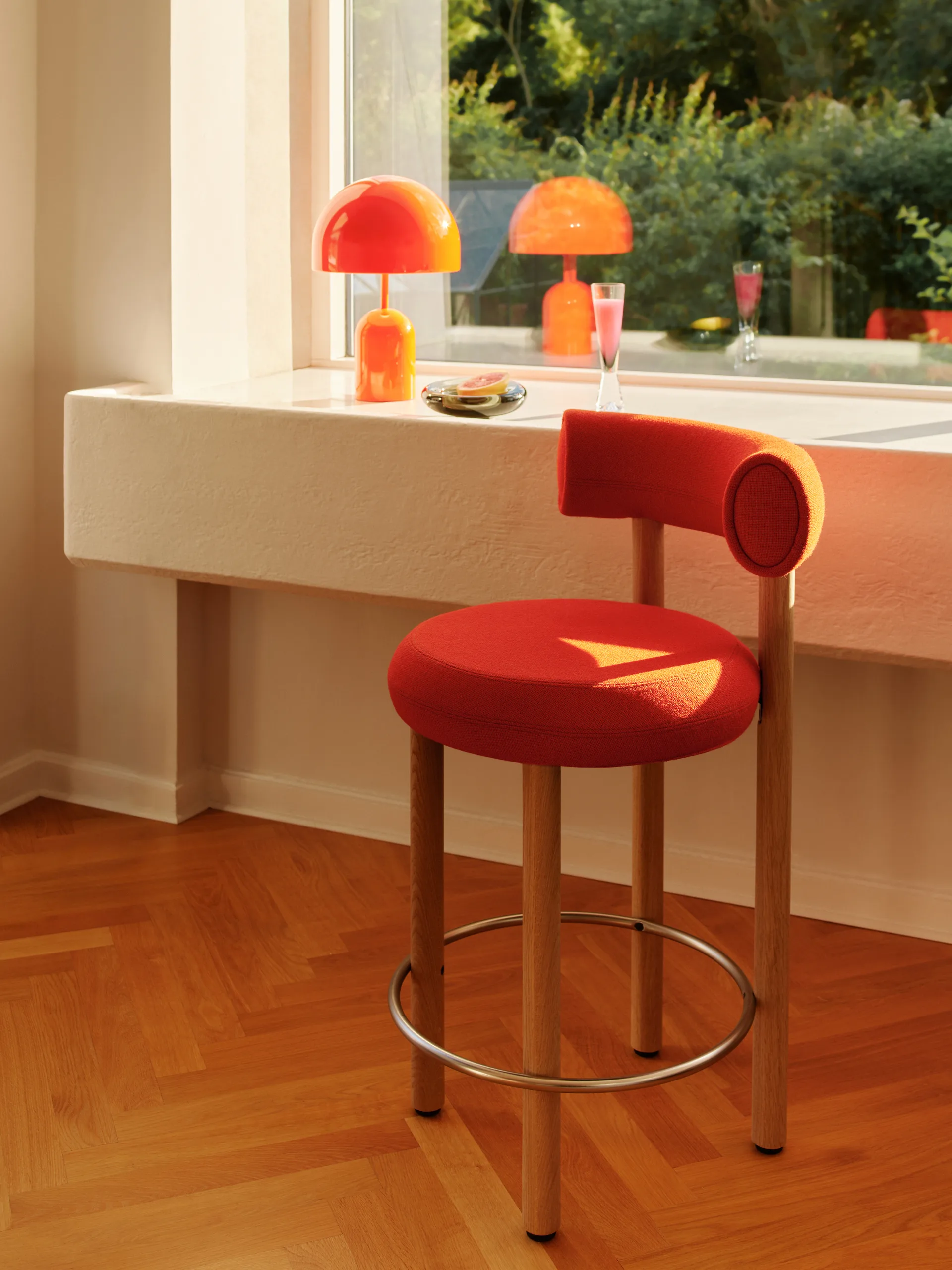 Lampada da tavolo LED portatile Bell 28 cm, Fluoro (rosso) Tom Dixon