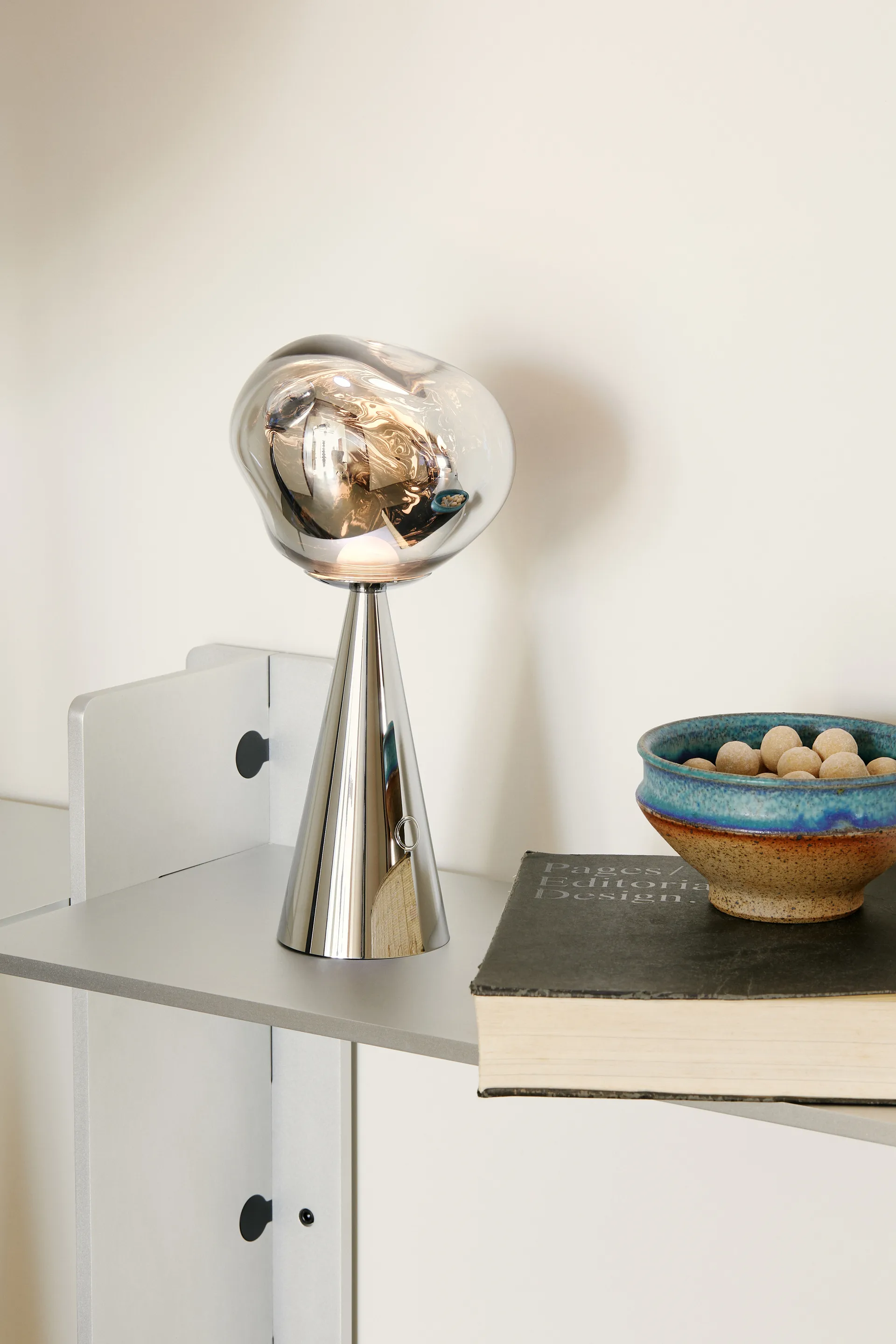 Lampada da tavolo portatile a LED Melt 28,5 cm, argento Tom Dixon