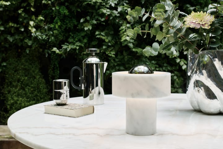 Lampada da tavolo portatile a LED Stone 28 cm, Marmo-argento Tom Dixon