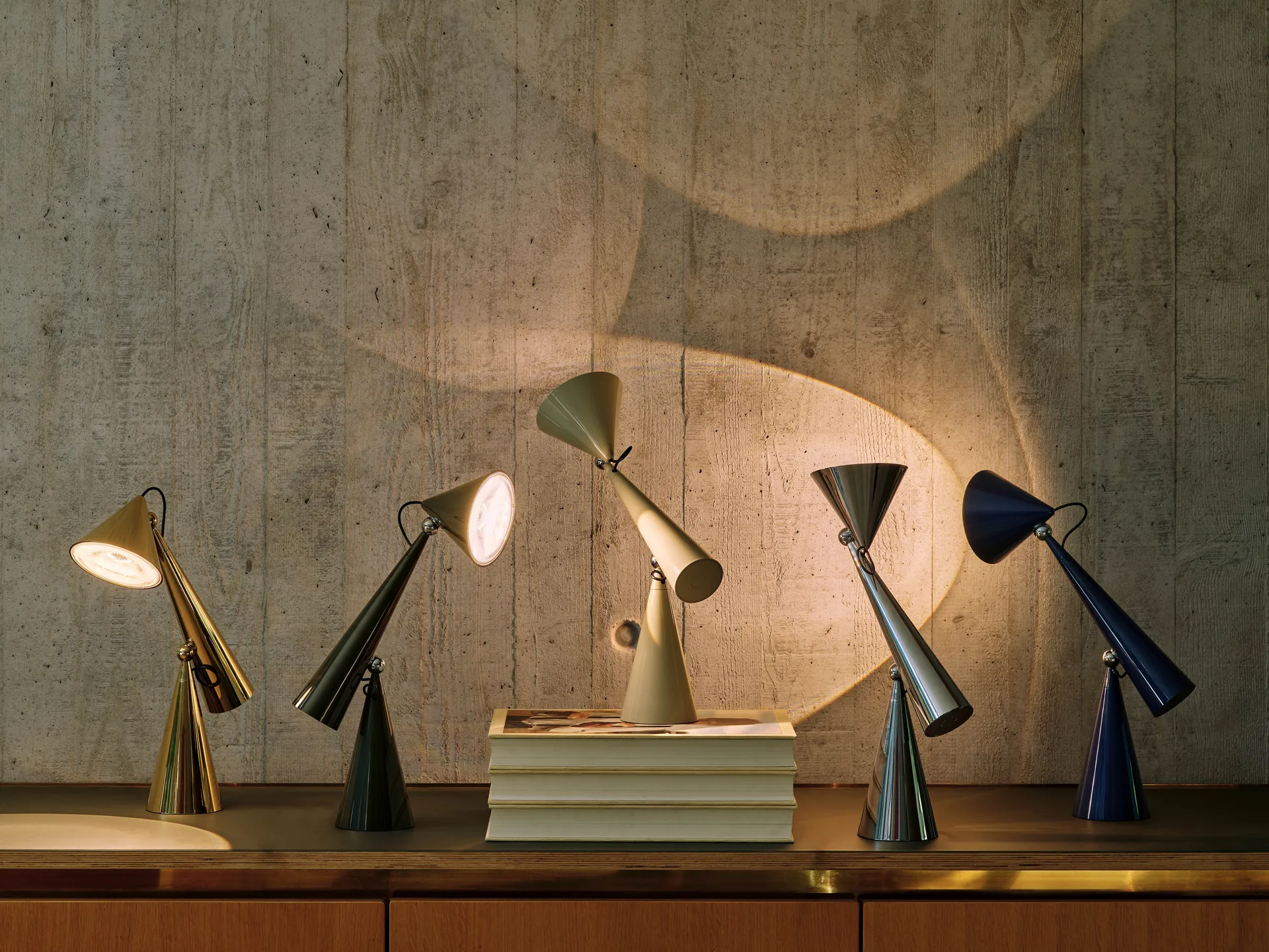 Lampada da tavolo Pose Task LED, Putty Tom Dixon